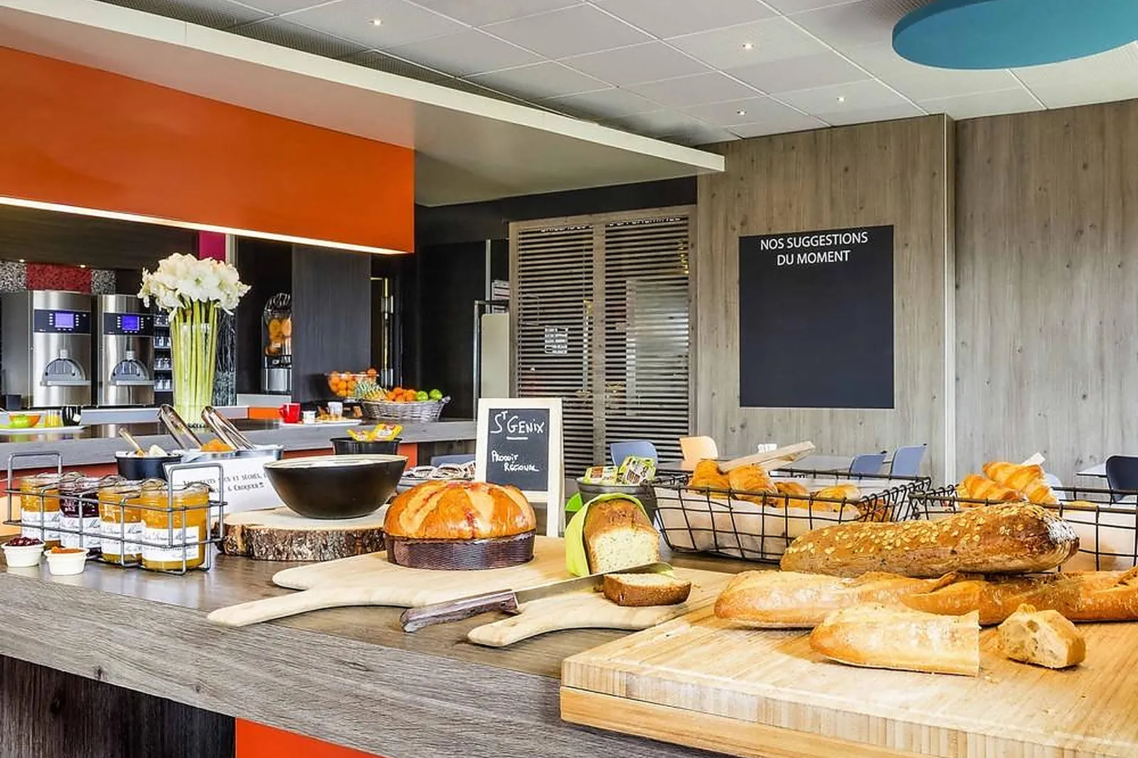 Lieux événementiels, IBIS STYLES ROMANS VALENCE GARE TGV