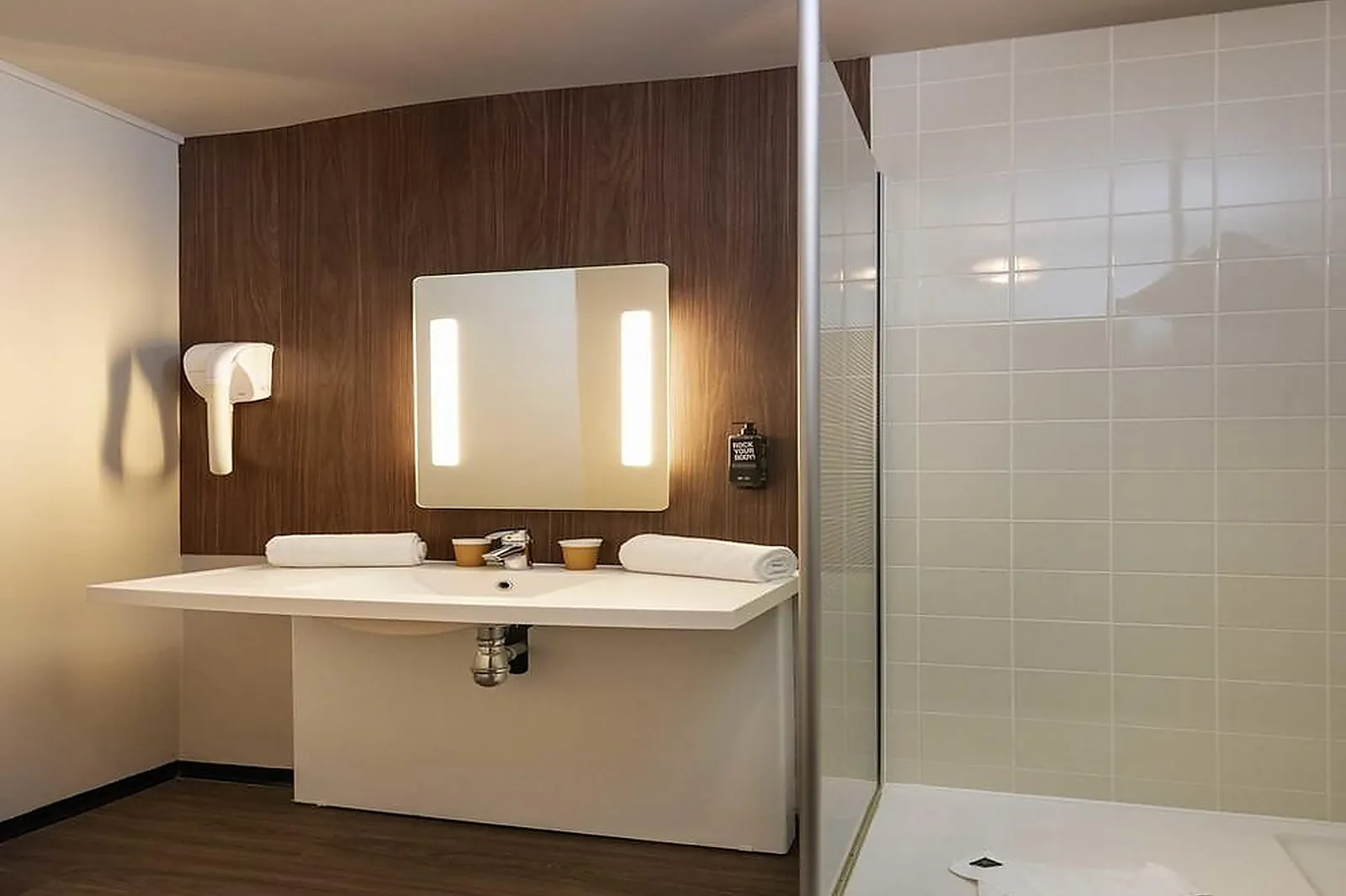 Lieux événementiels, IBIS STYLES ROUEN PARC EXPO ZENITH