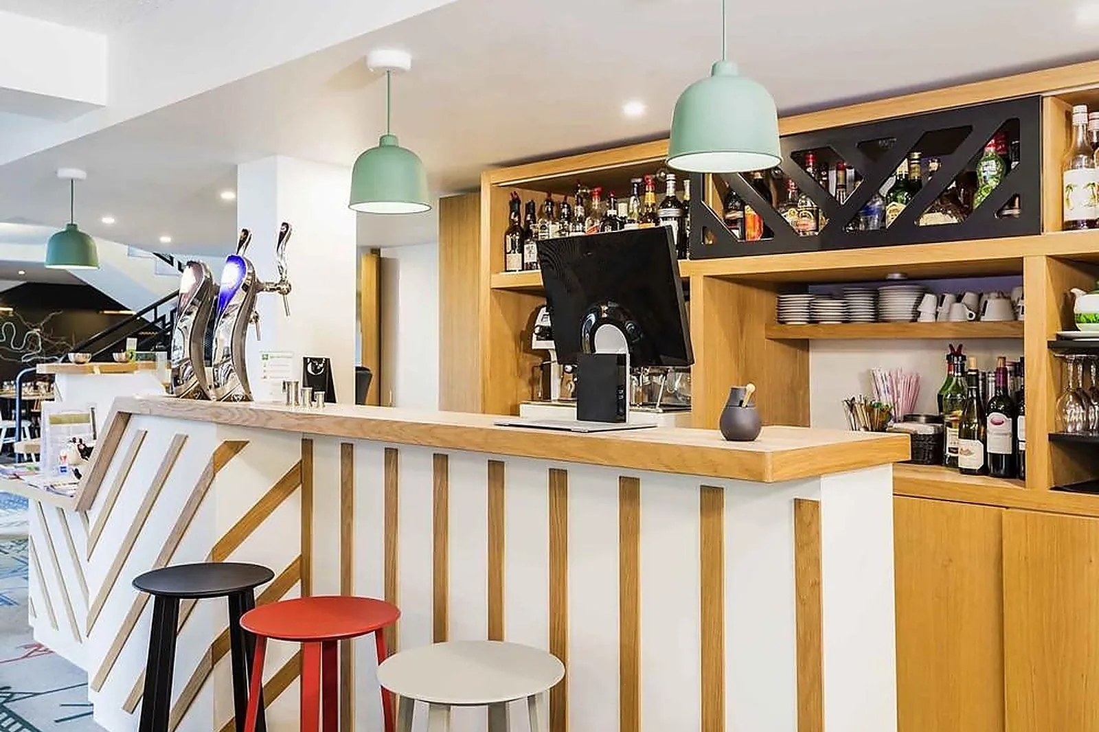 Lieux événementiels, IBIS STYLES ROUEN VAL DE REUIL