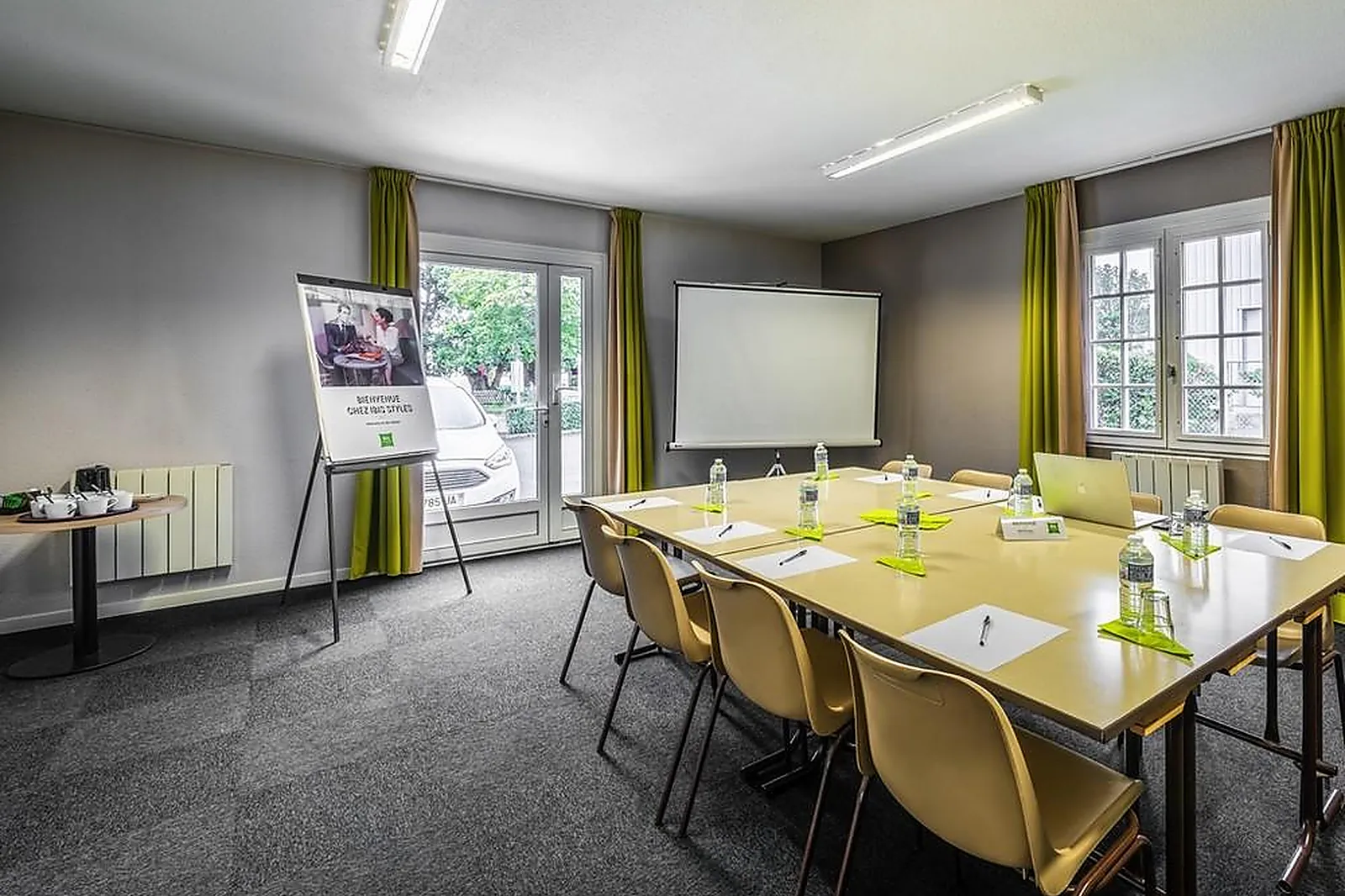 Lieux événementiels, IBIS STYLES SAINT BRIEUC PLERIN