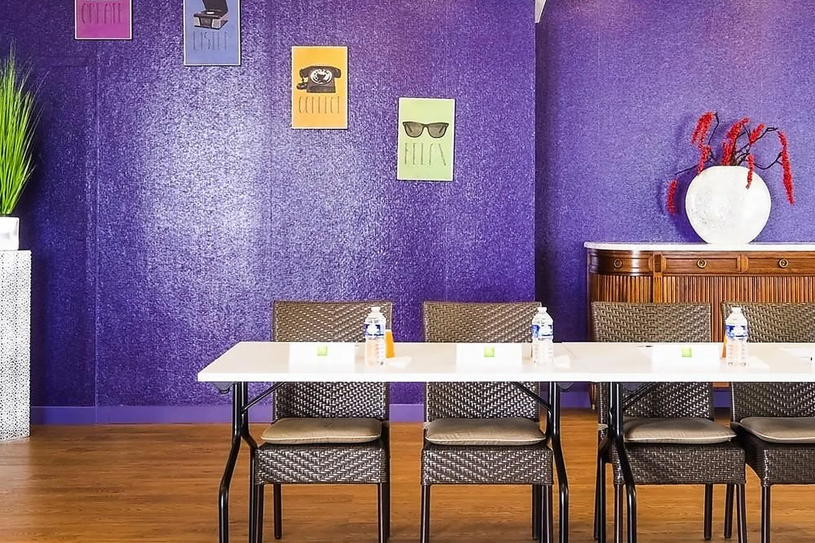 Lieux événementiels, IBIS STYLES SAINT GILLES CROIX DE VIE