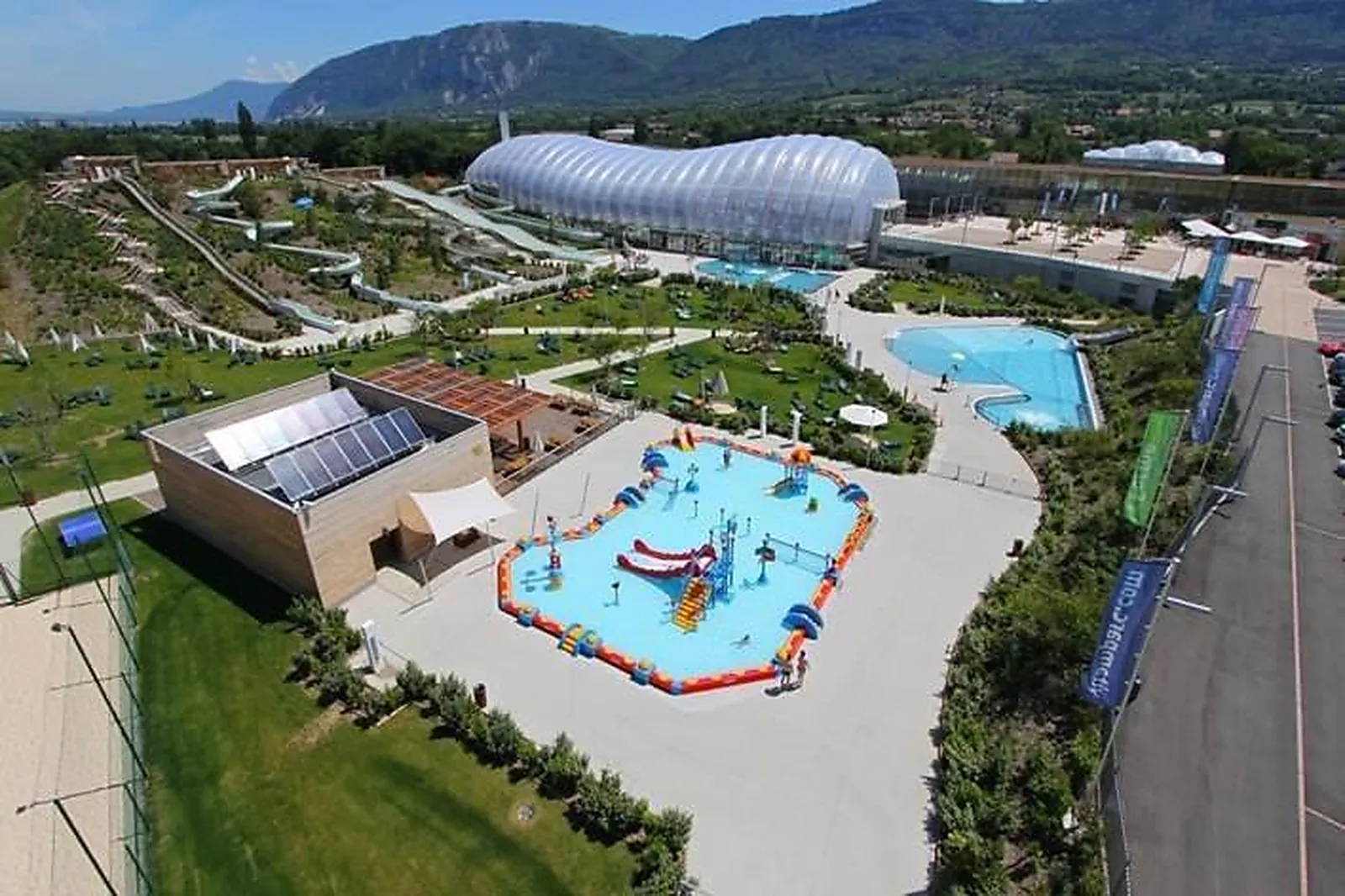 Lieux événementiels, IBIS STYLES SAINT JULIEN EN GENEVOIS VITAM