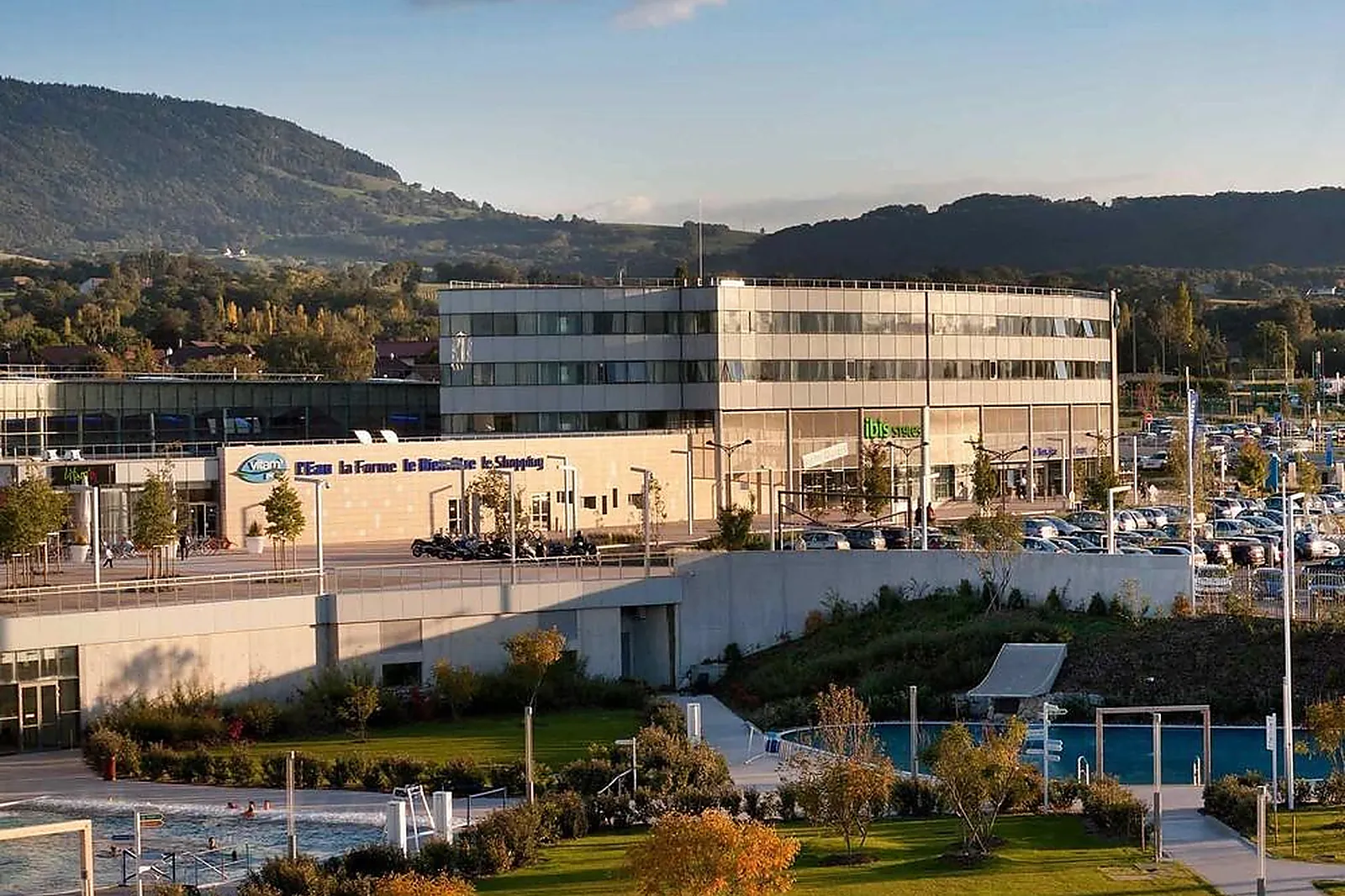 Lieux événementiels, IBIS STYLES SAINT JULIEN EN GENEVOIS VITAM