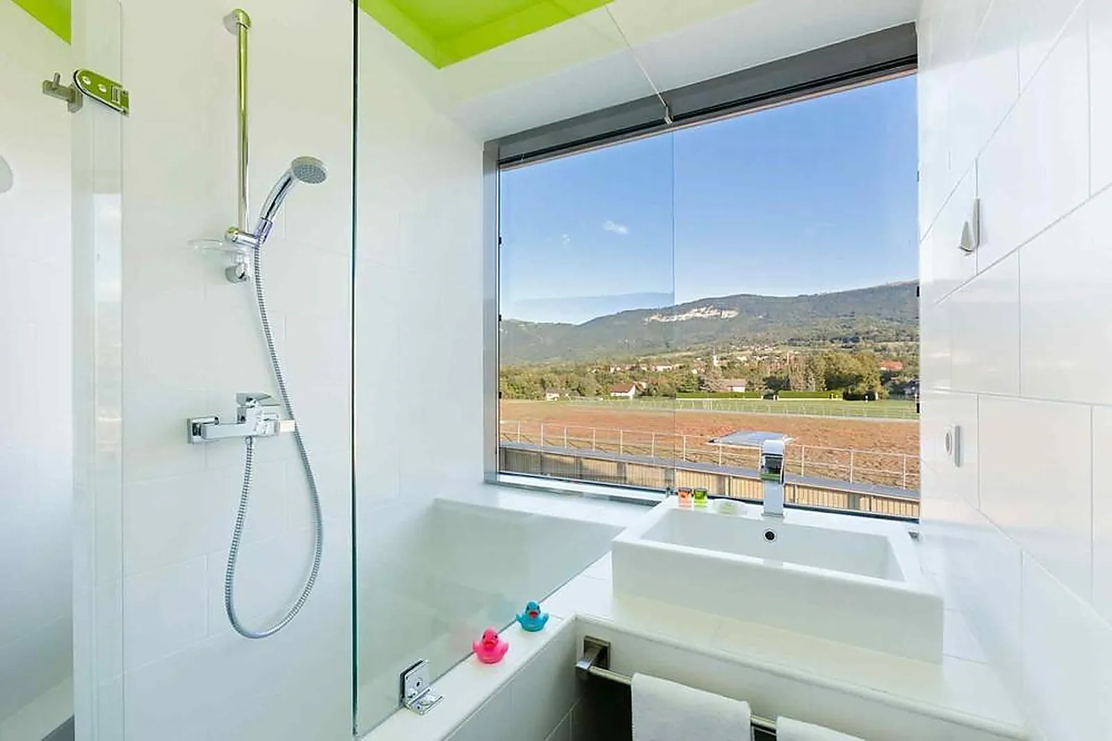 Lieux événementiels, IBIS STYLES SAINT JULIEN EN GENEVOIS VITAM