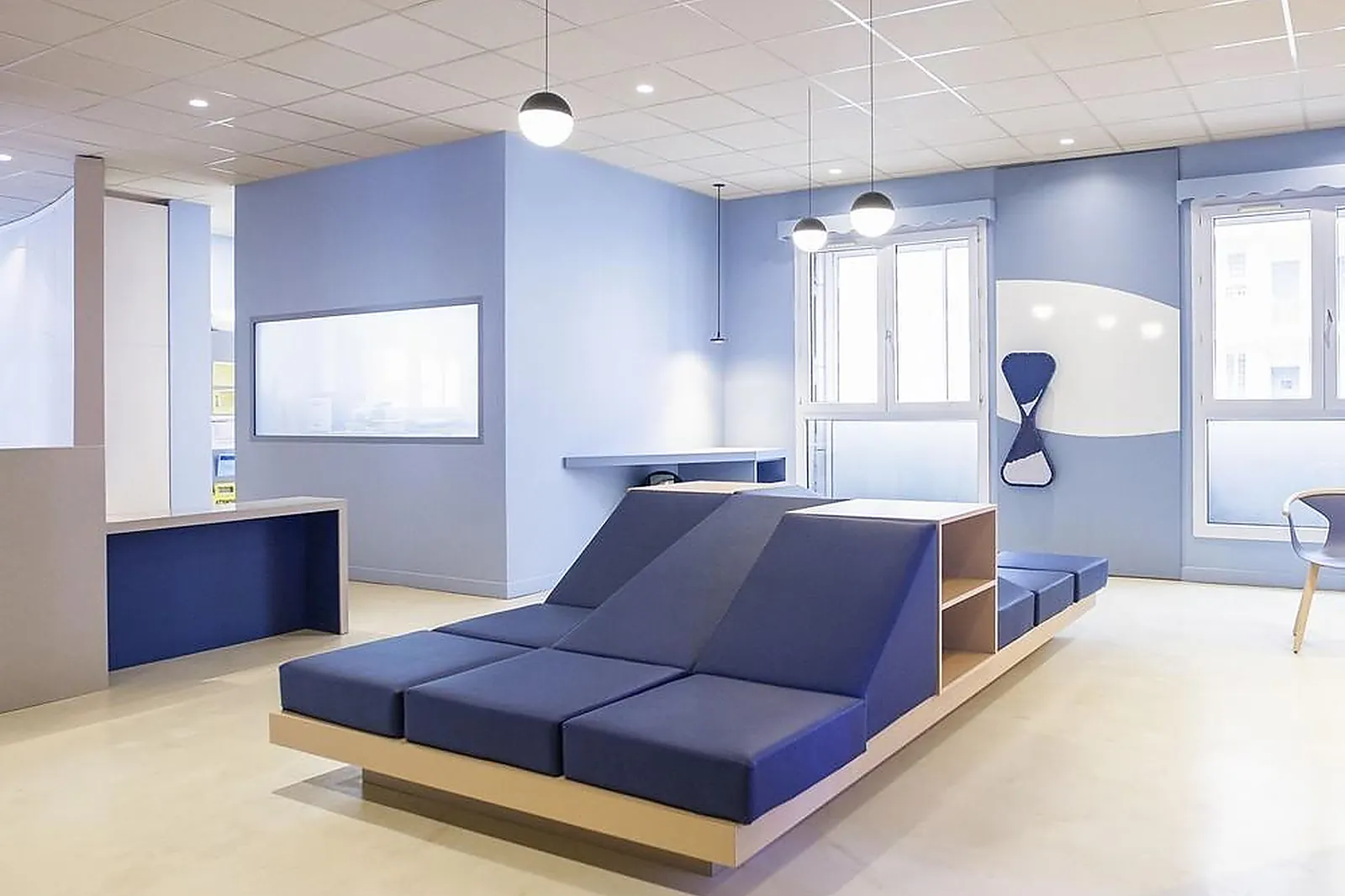 Lieux événementiels, IBIS STYLES TOULON CENTRE PORT