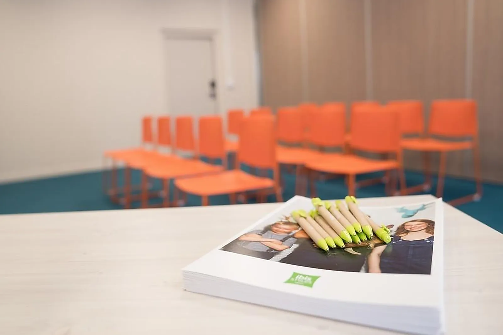 Lieux événementiels, IBIS STYLES TOULON CENTRE PORT