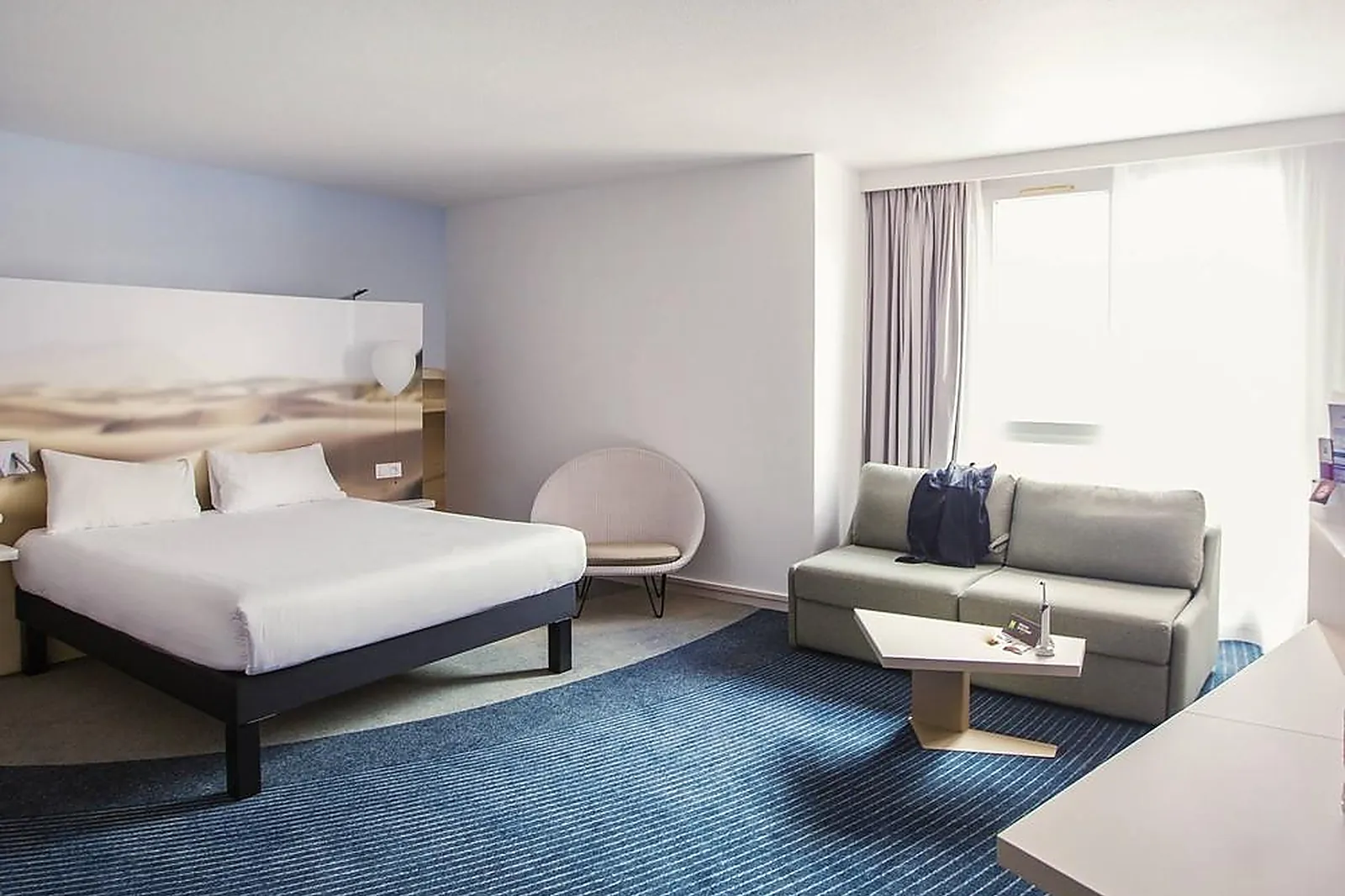 Lieux événementiels, IBIS STYLES TOULON CENTRE PORT