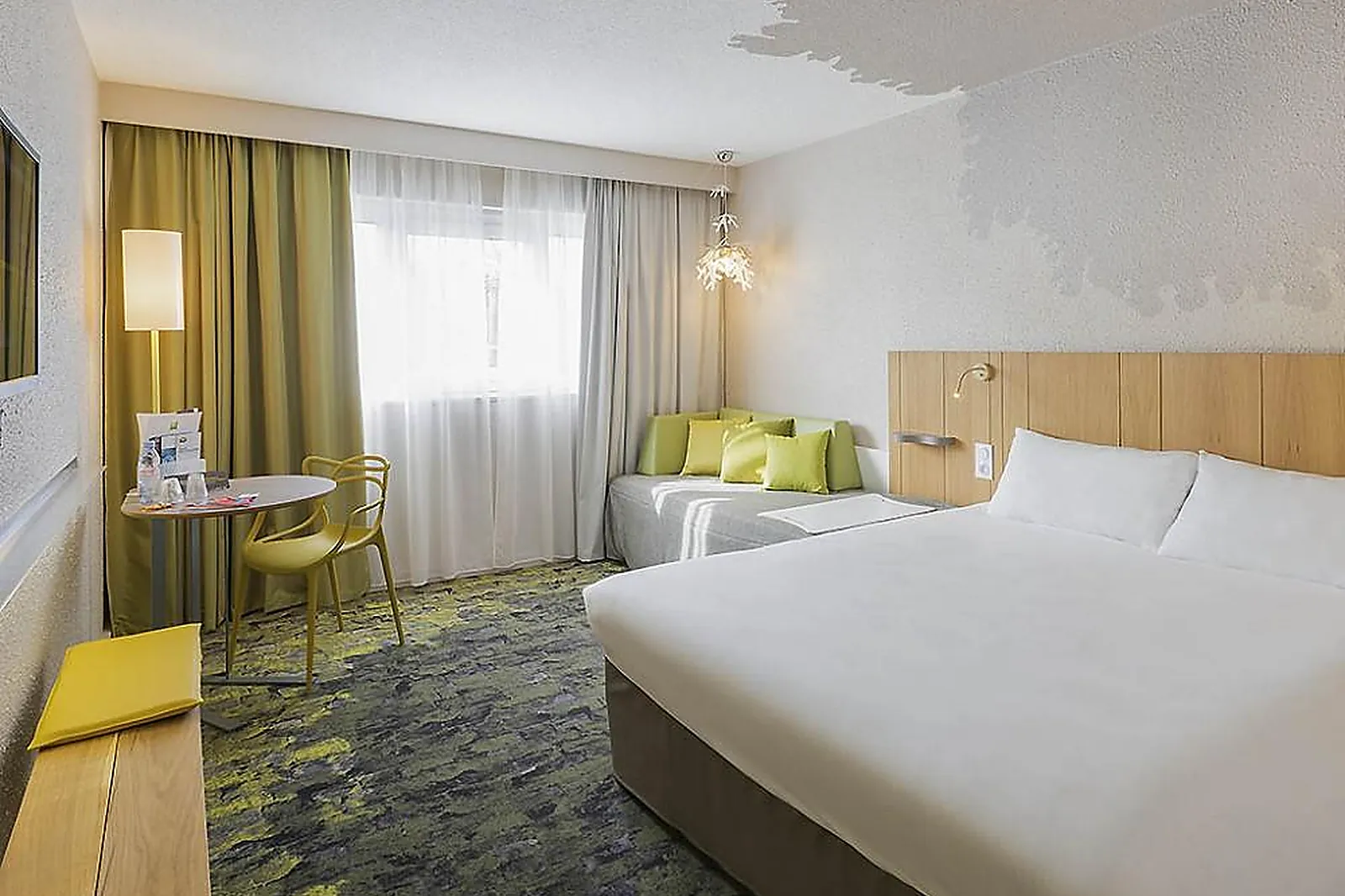 Lieux événementiels, IBIS STYLES TOUR SUD