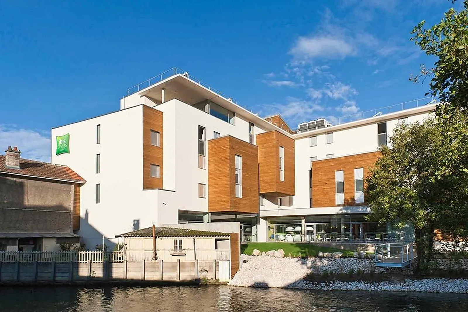 Lieux événementiels, IBIS STYLES TROYES CENTRE