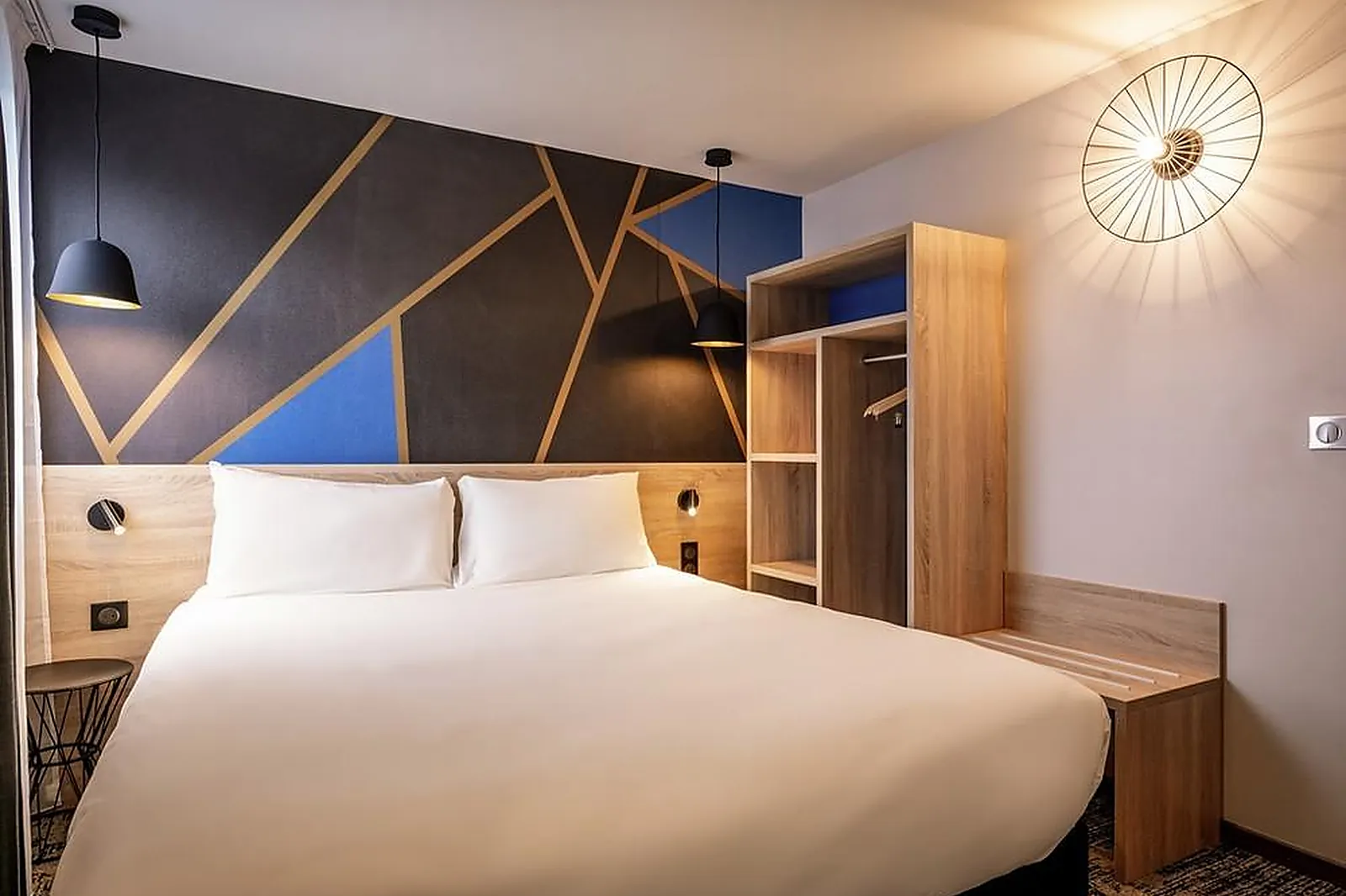 Lieux événementiels, IBIS STYLES VALENCIENNES PETITE-FORÊT