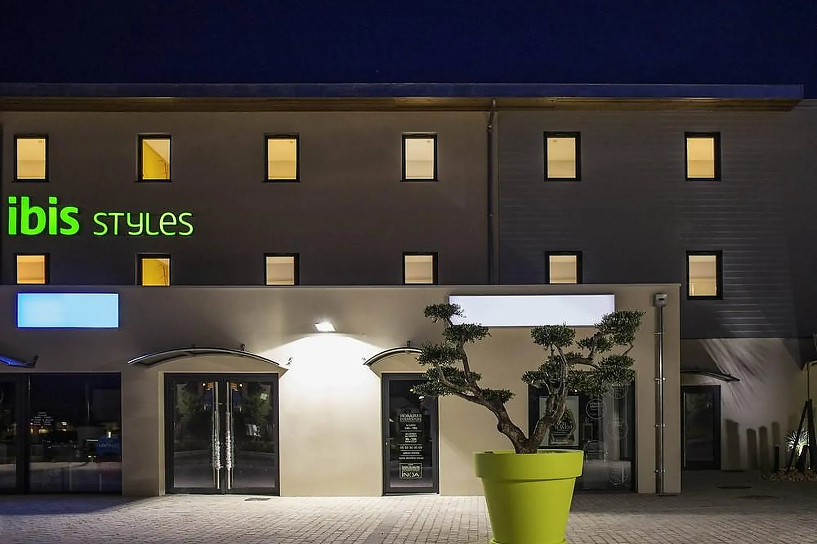 Lieux événementiels, IBIS STYLES VILLENEUVE-SUR-LOT