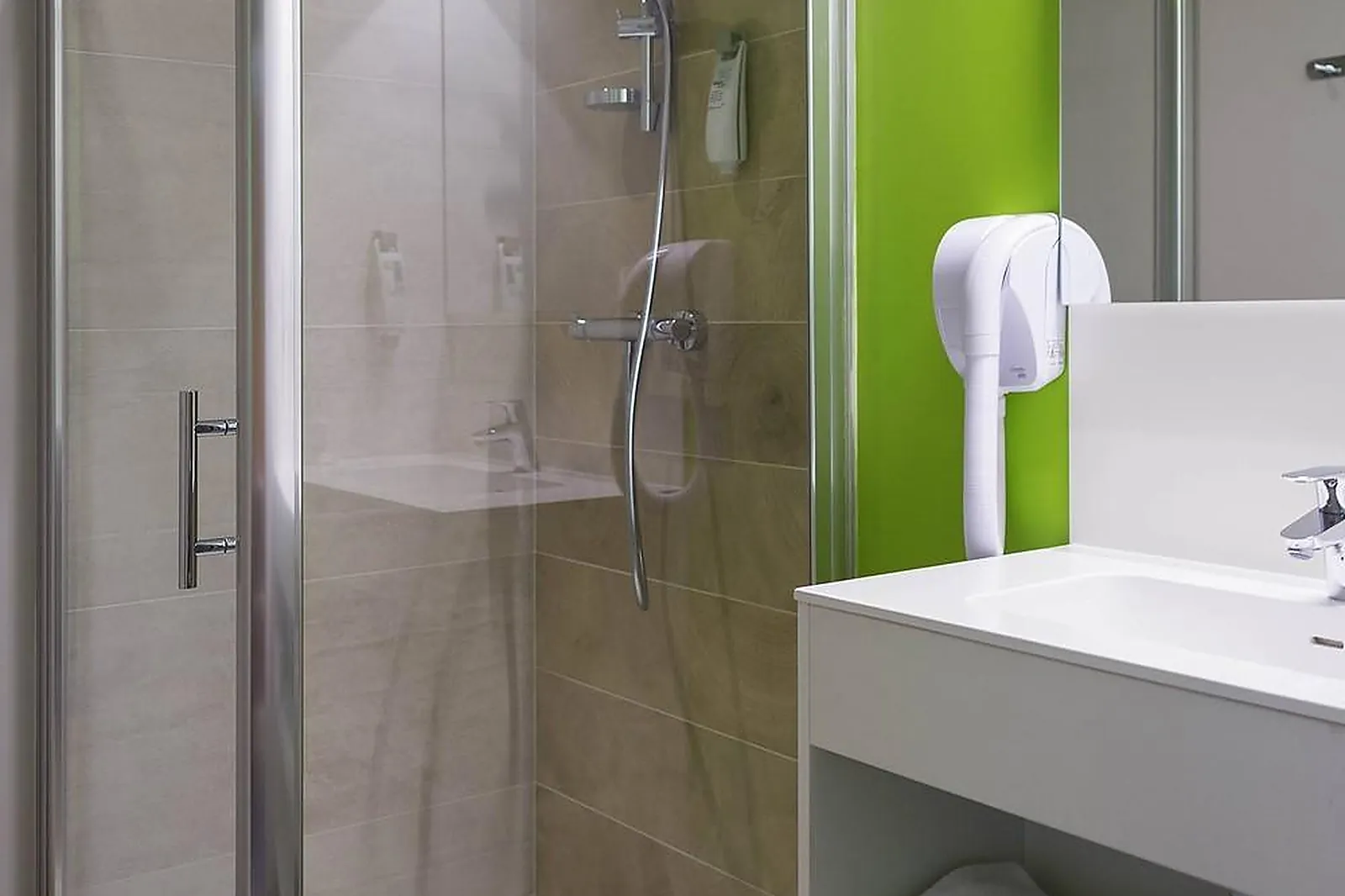 Lieux événementiels, IBIS STYLES VILLENEUVE-SUR-LOT