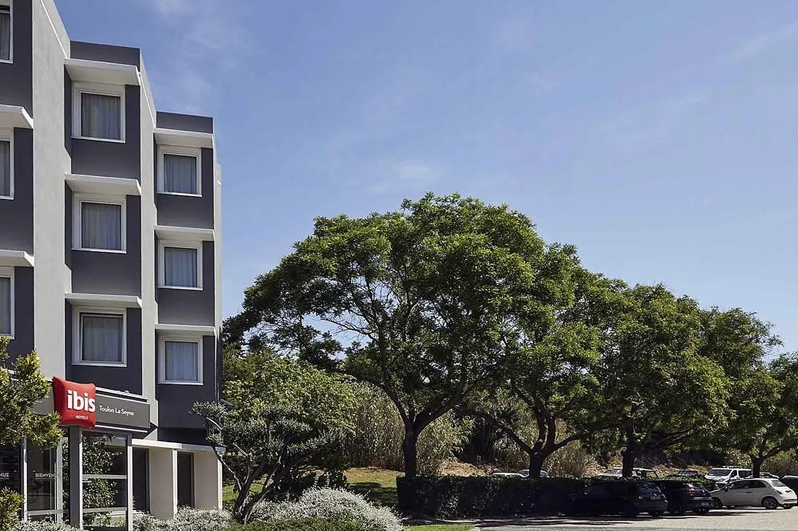 Lieux événementiels, IBIS TOULON LA SEYNE