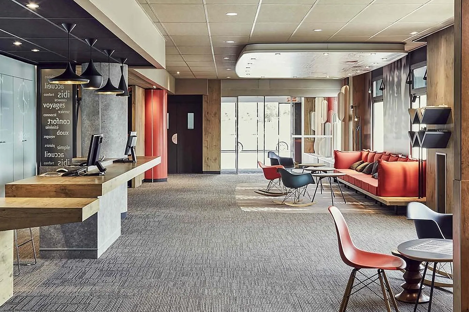 Lieux événementiels, IBIS TOULON LA VALETTE