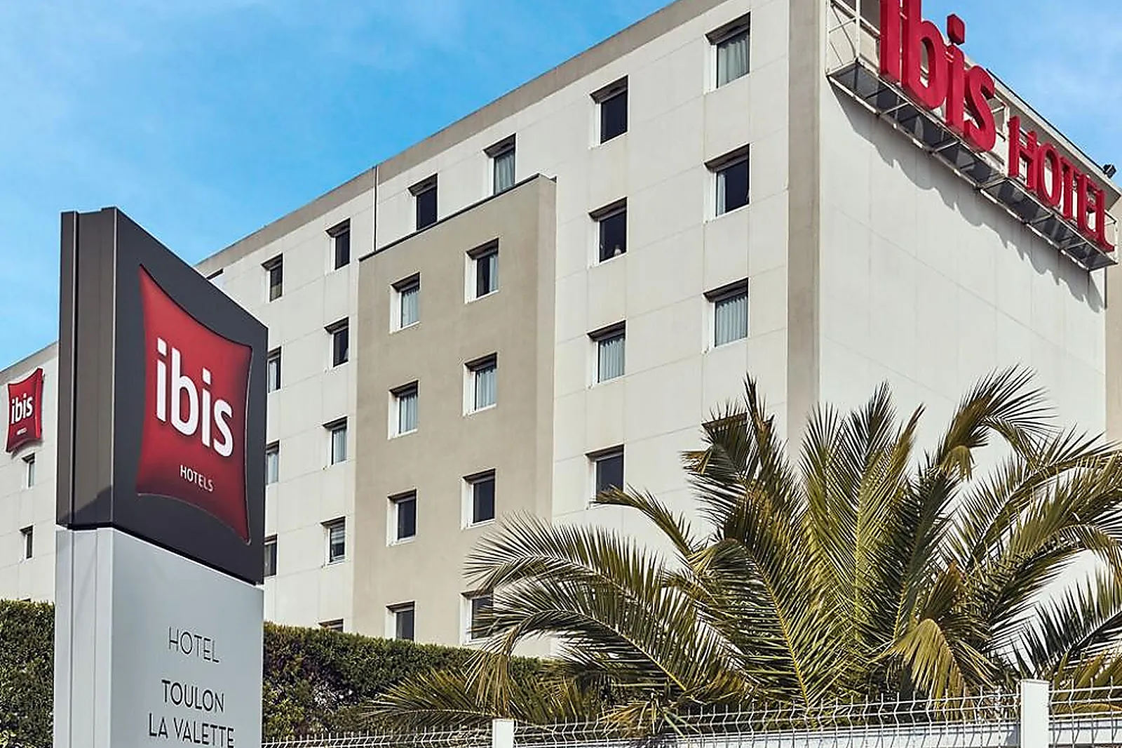 Lieux événementiels, IBIS TOULON LA VALETTE
