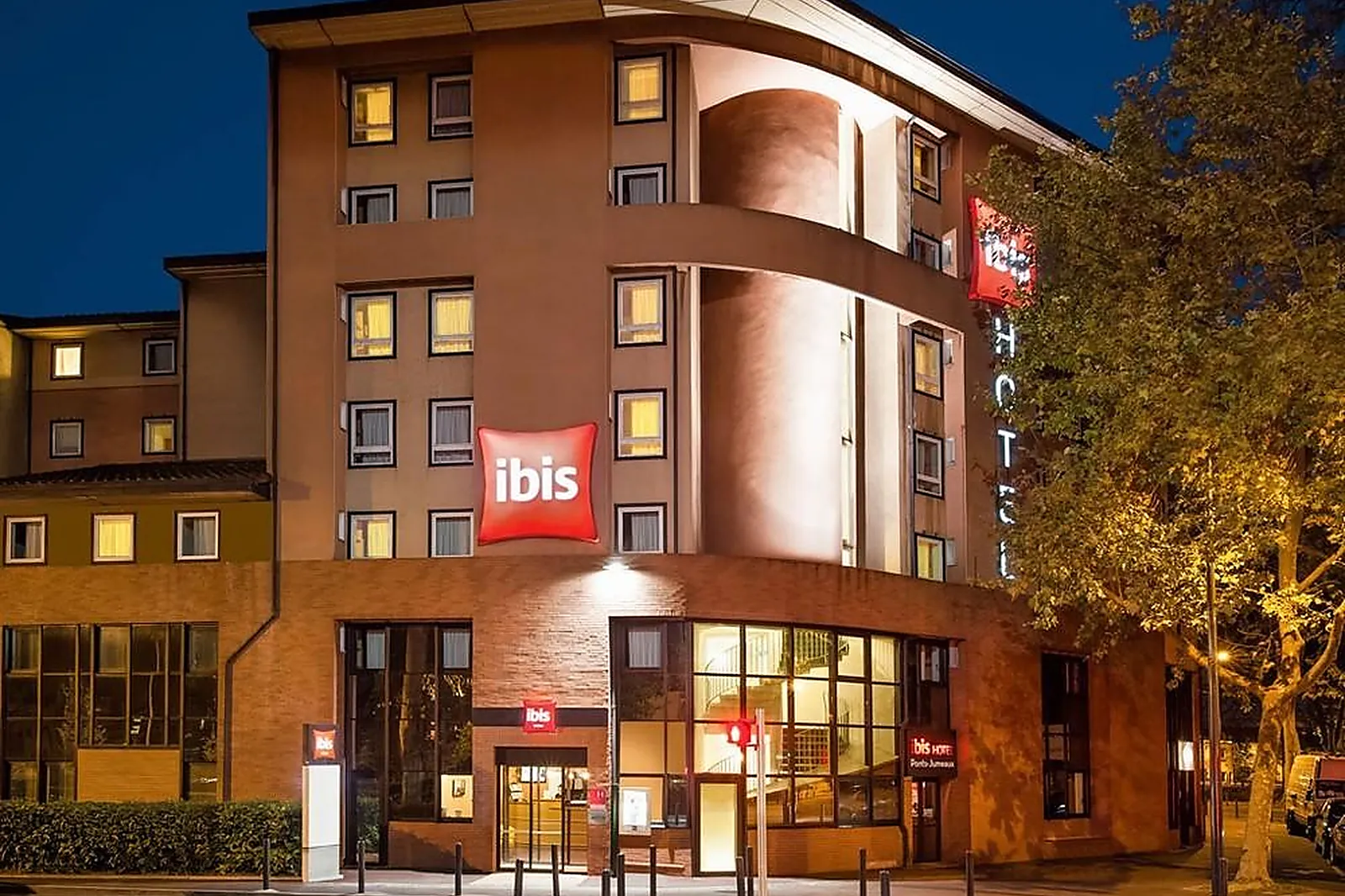 Lieux événementiels, IBIS TOULOUSE PONTS JUMEAUX