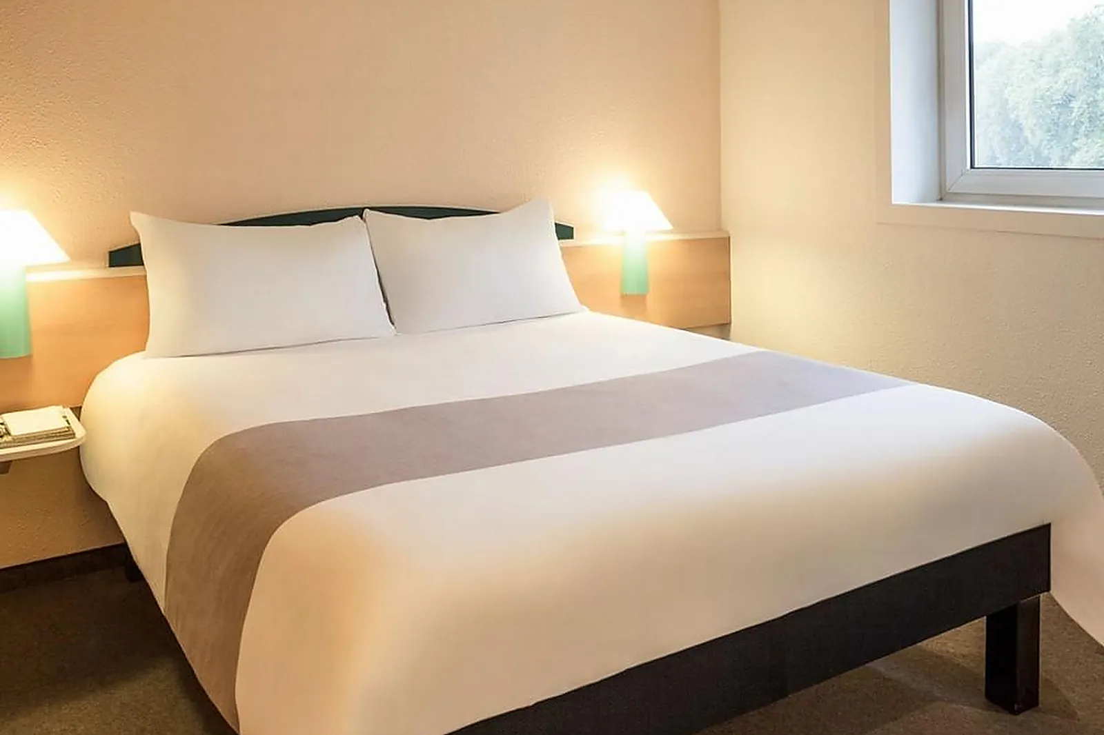 Lieux événementiels, IBIS TOULOUSE PONTS JUMEAUX