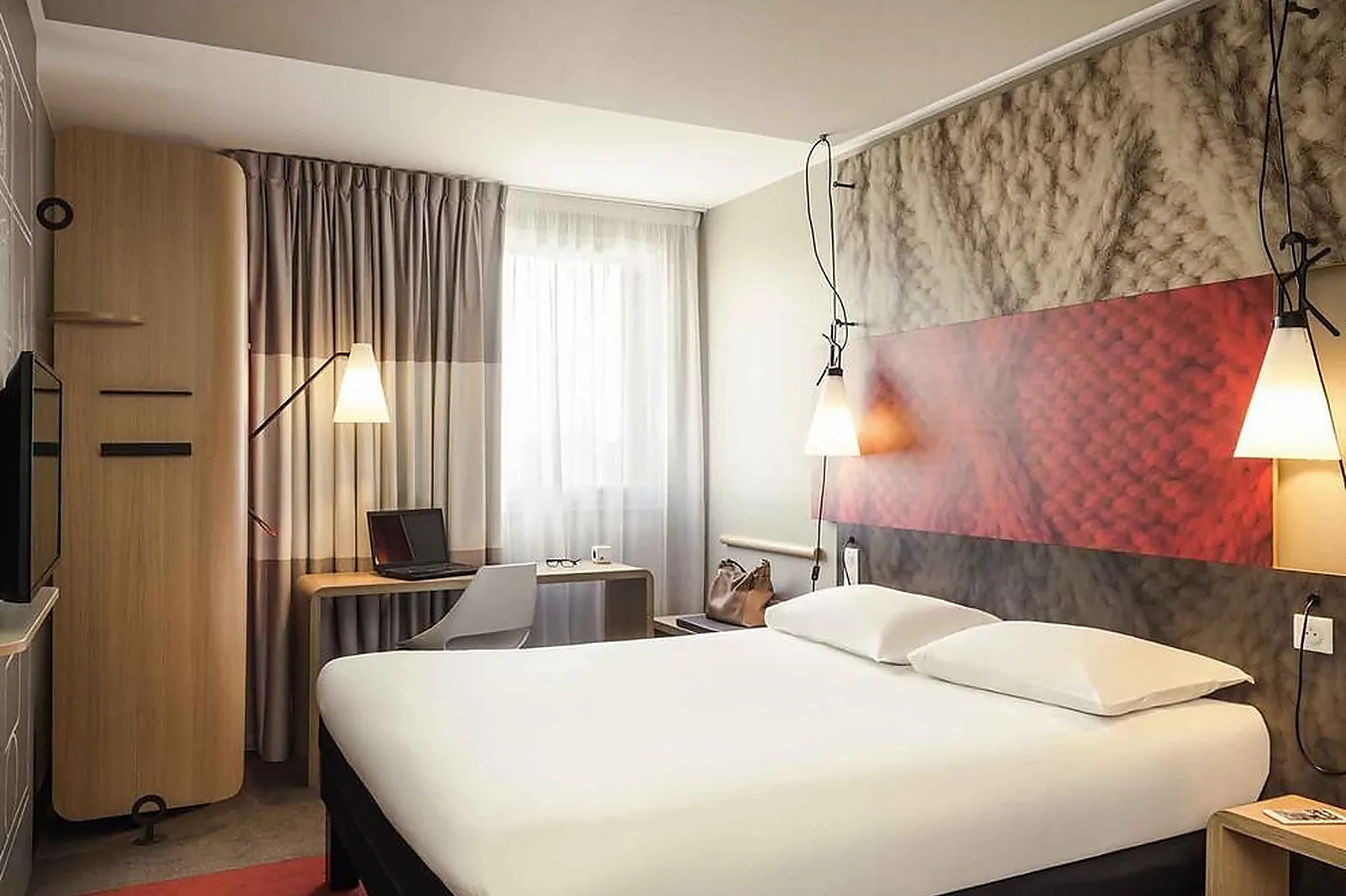 Lieux événementiels, IBIS TROYES CENTRE