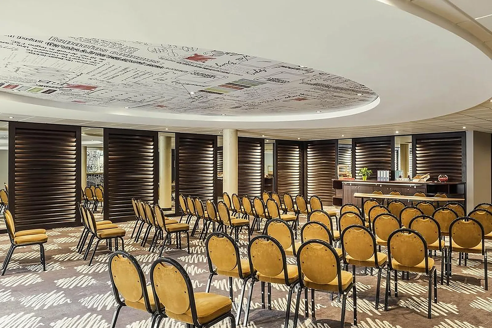 Lieux événementiels, IBIS TROYES CENTRE