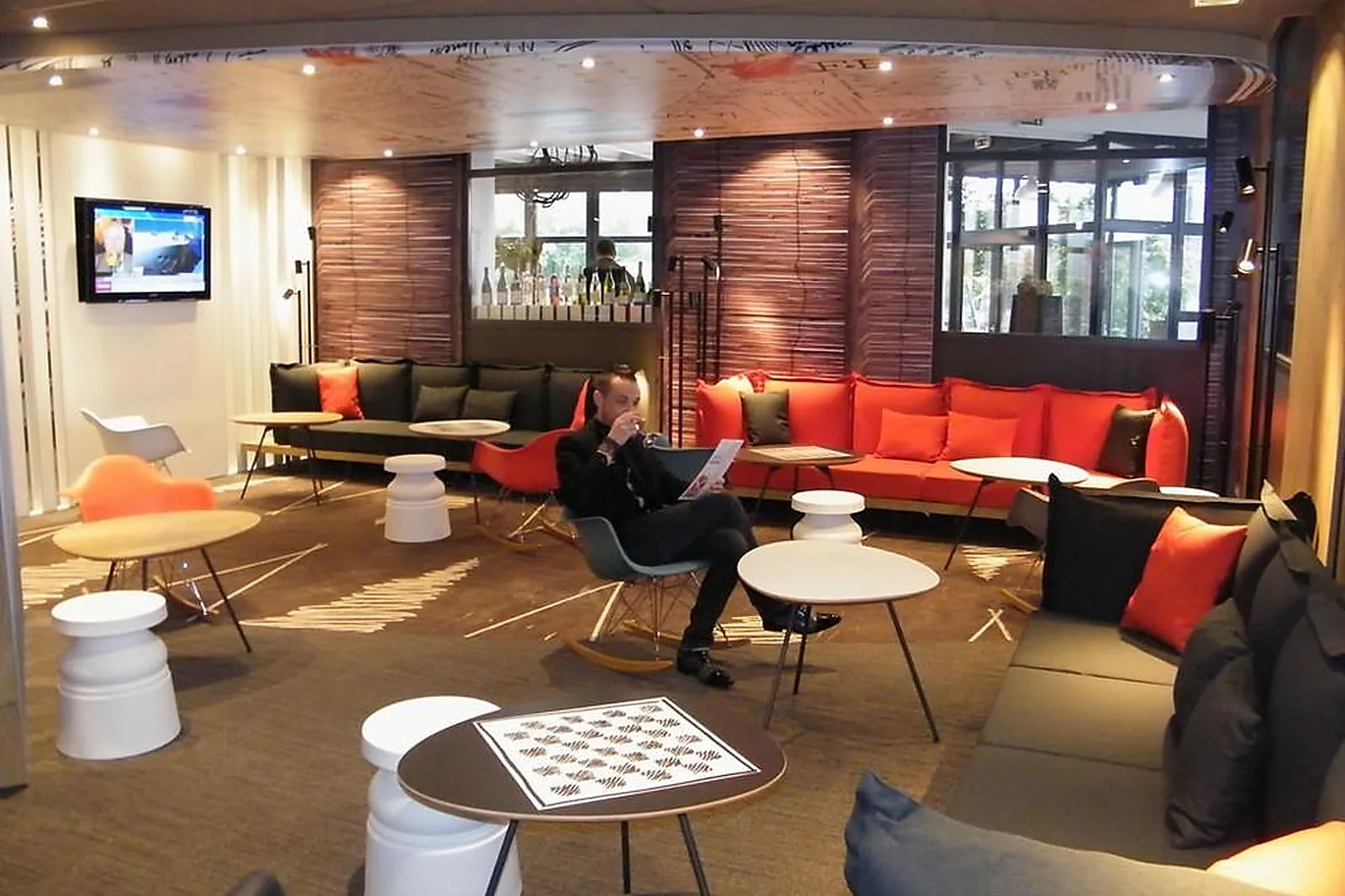 Lieux événementiels, IBIS VALENCE SUD