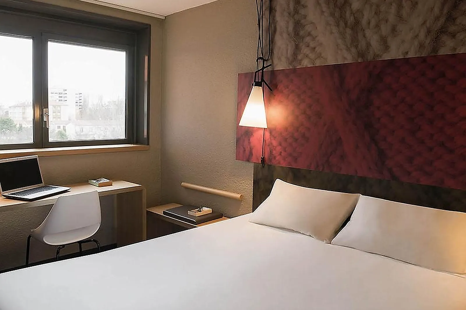 Lieux événementiels, IBIS VALENCE SUD