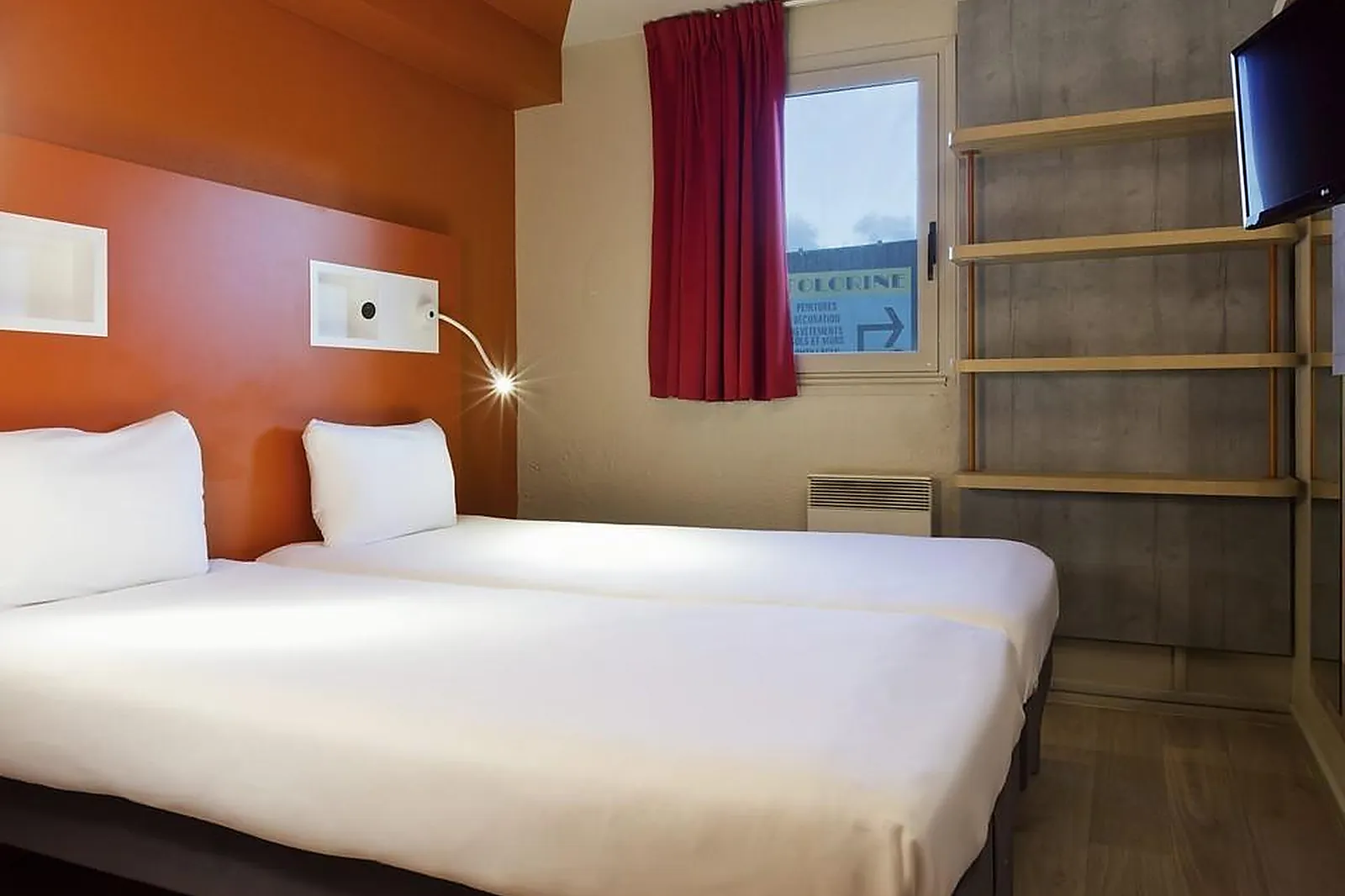 Lieux événementiels, IBIS BUDGET CHILLY-MAZARIN LES CHAMPARTS