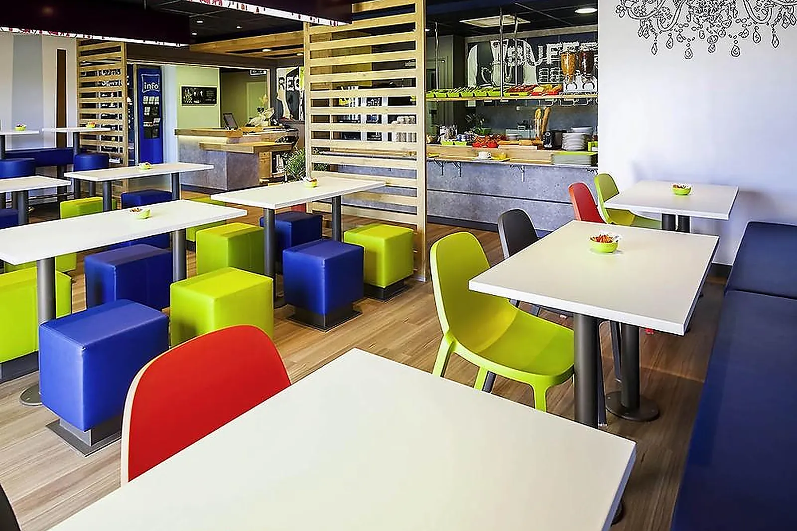 Lieux événementiels, IBIS BUDGET SAINT-MARTIN-DE-CRAU PORTE DE CAMARGUE