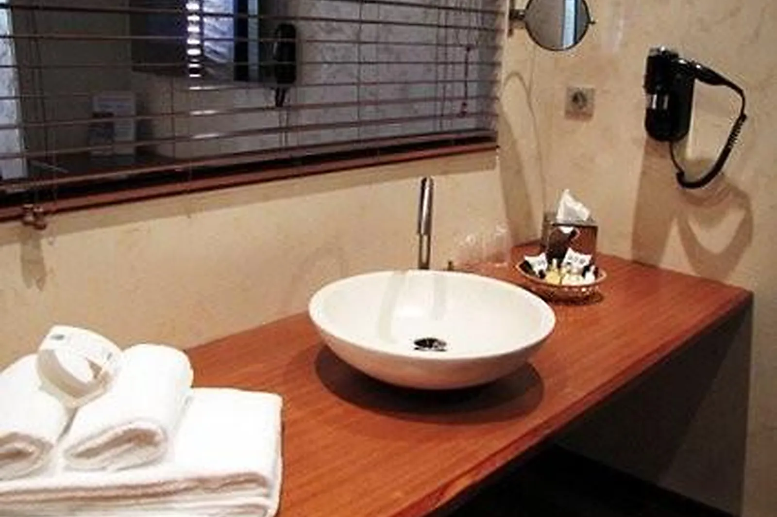 Lieux événementiels, ILE DU GUA SUITES