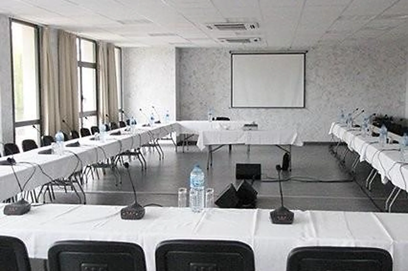 Lieux événementiels, ILE DU GUA SUITES