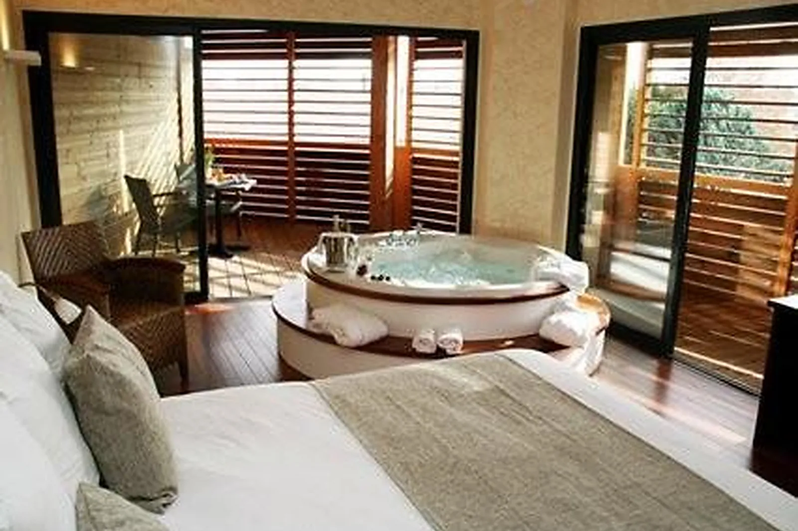 Lieux événementiels, ILE DU GUA SUITES