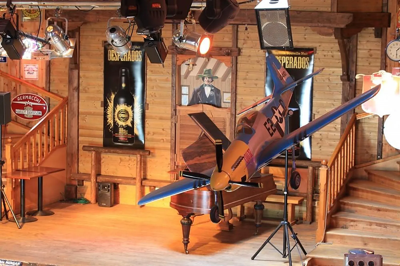 Lieux événementiels, INDIAN SALOON