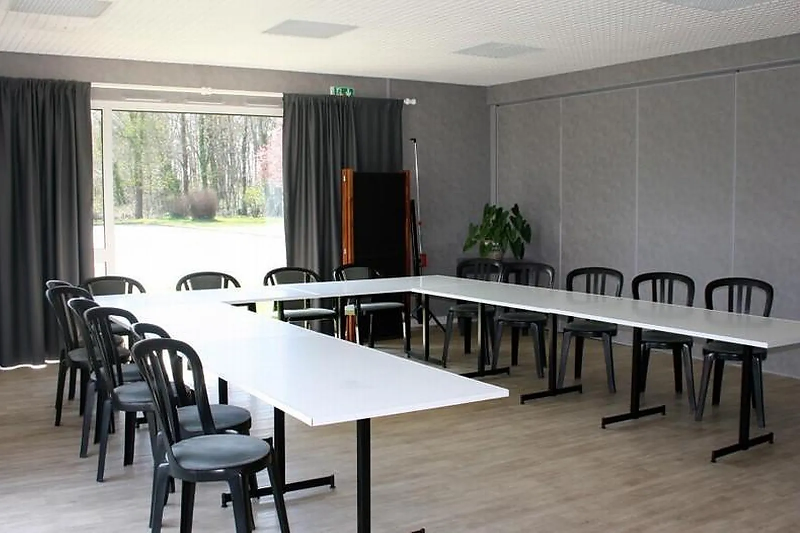 Lieux événementiels, INITIAL BY BALLADINS VENDÔME