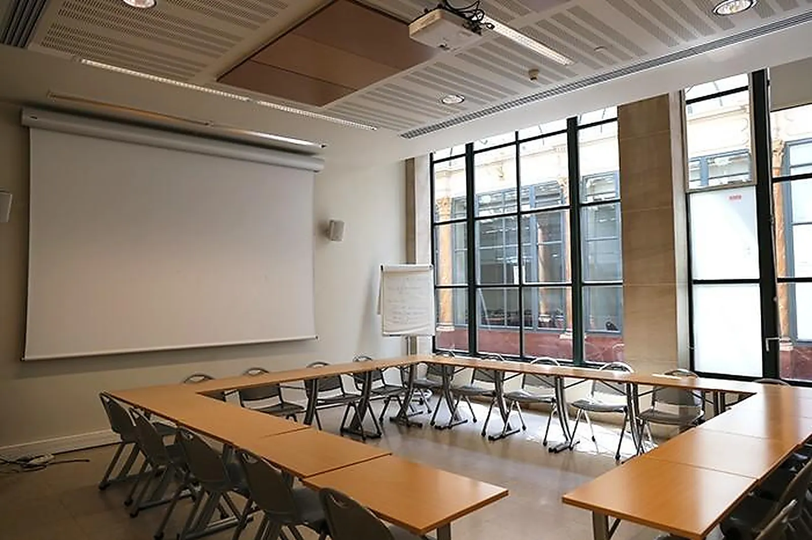 Lieux événementiels, INSTITUT NATIONAL D'HISTOIRE DE L'ART