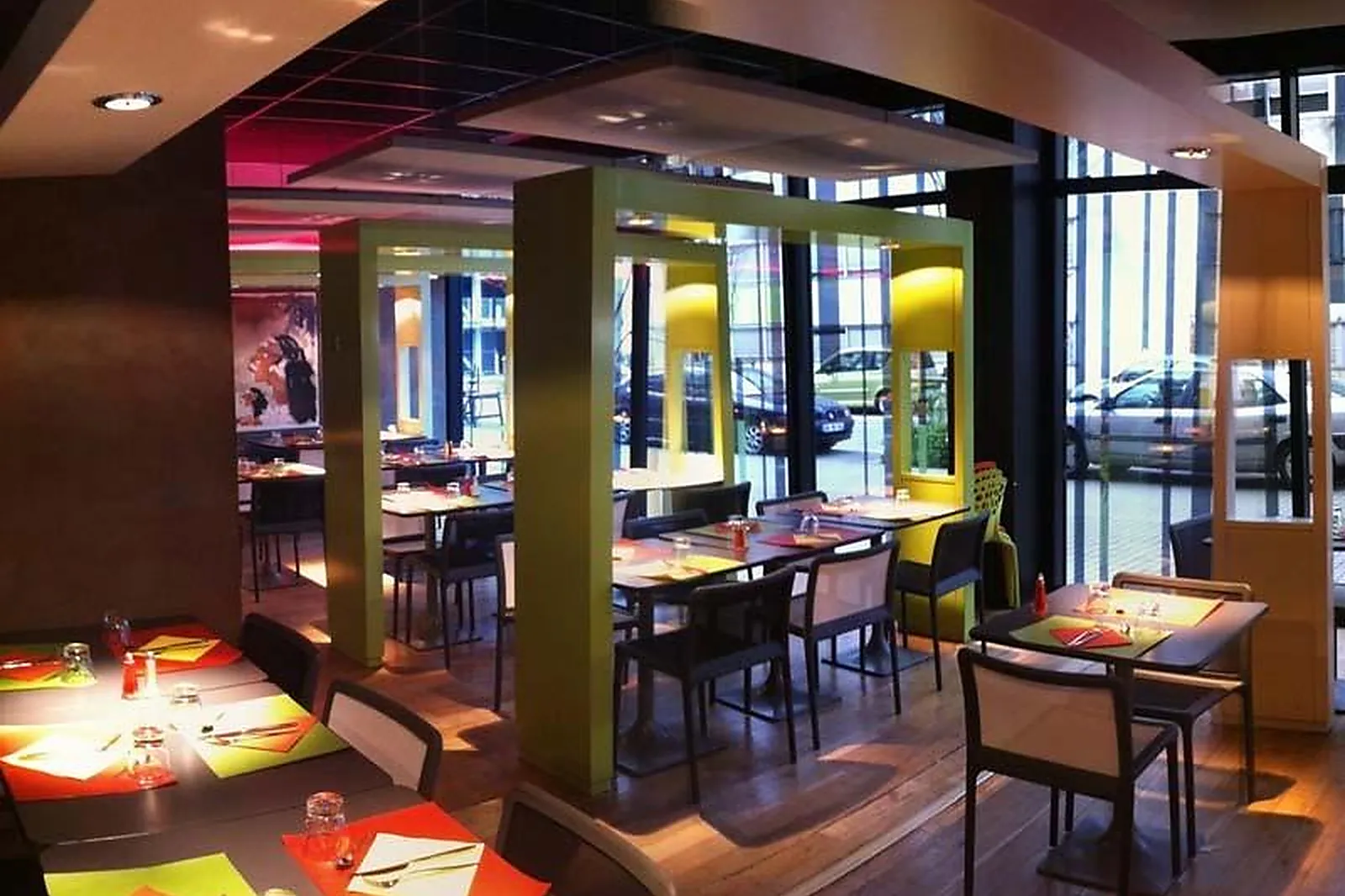 Lieux événementiels, INSULA