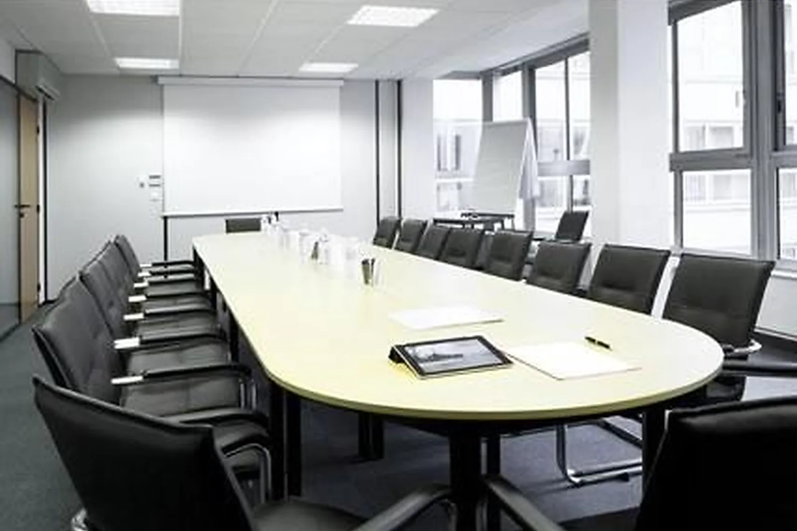 Lieux événementiels, INTER CENTRES D'AFFAIRES SURESNES