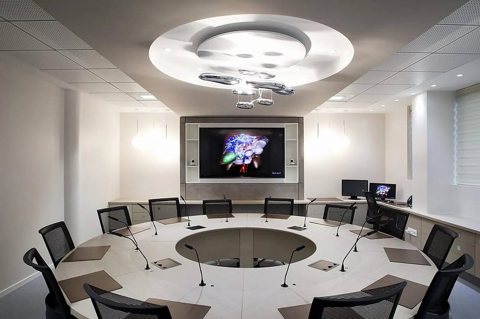 Lieux événementiels, IRCAD