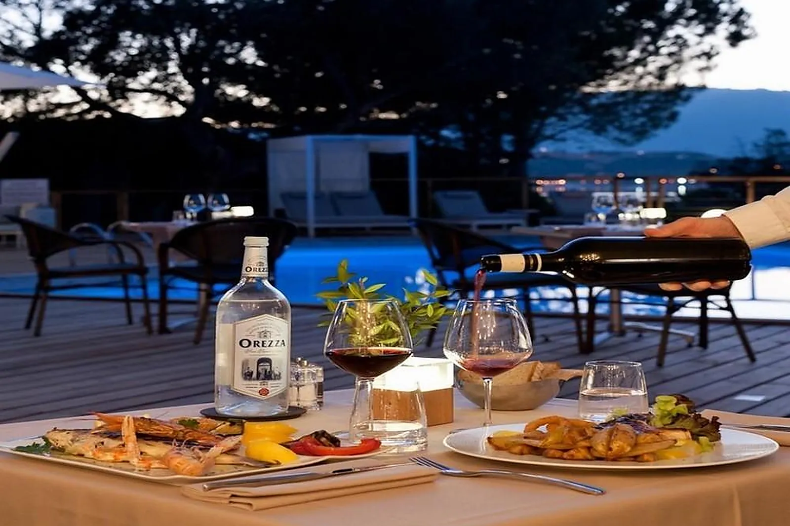 Lieux événementiels, ISULELLA HÔTEL ET RESTAURANT