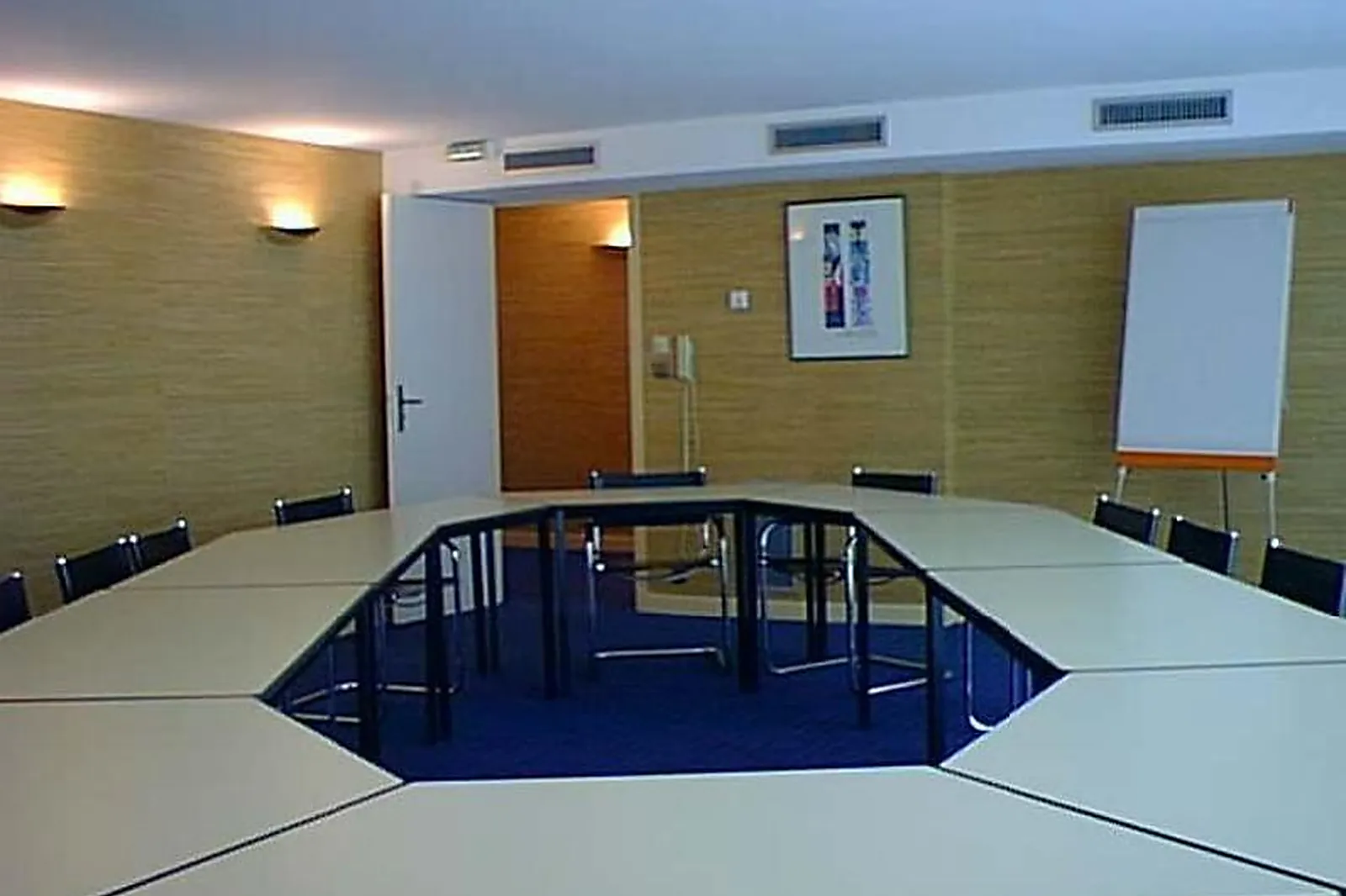 Lieux événementiels, IXION