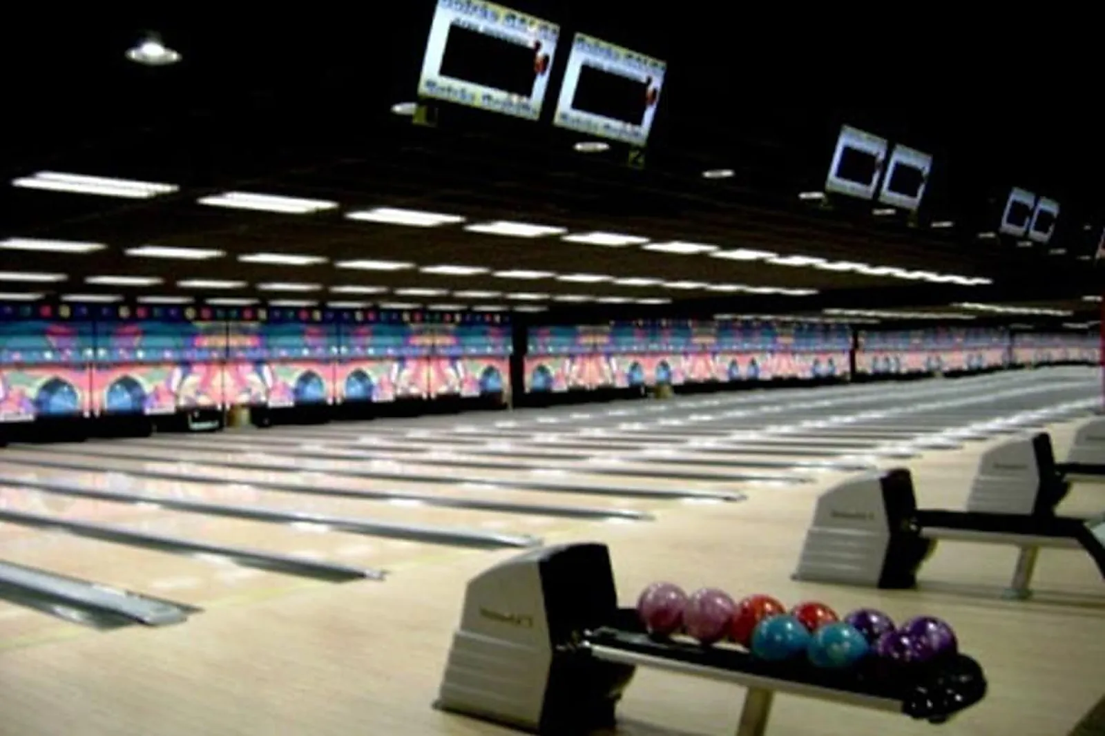 Lieux événementiels, JADE BOWLING