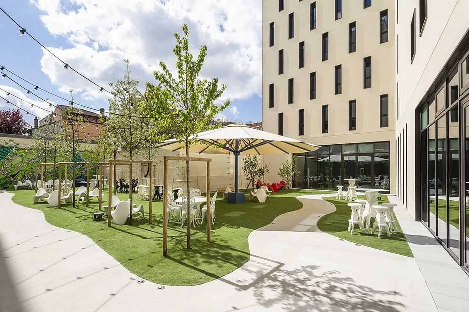 Lieux événementiels, JO AND JOE PARIS GENTILLY