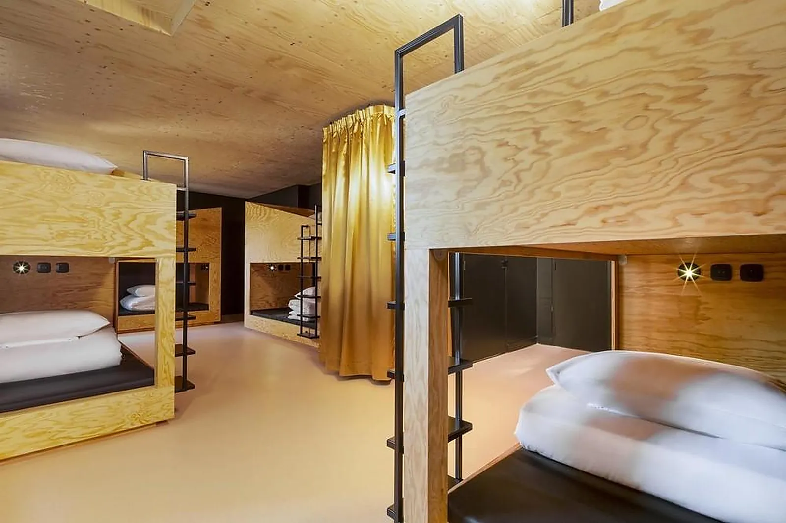 Lieux événementiels, JO AND JOE PARIS GENTILLY