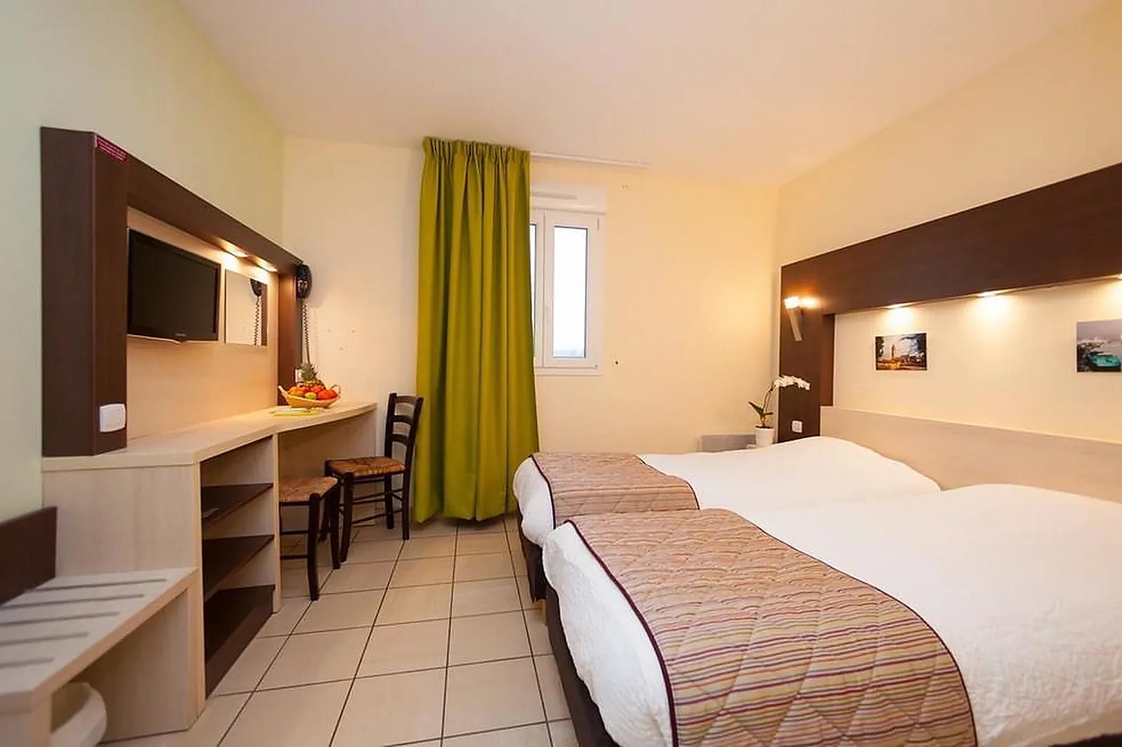 Lieux événementiels, JUM'HÔTEL