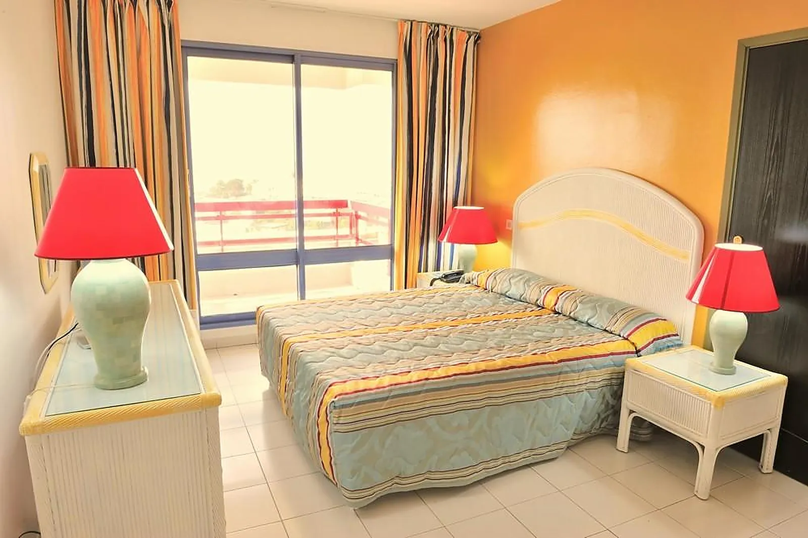 Lieux événementiels, KARIBEA SQUASH HÔTEL