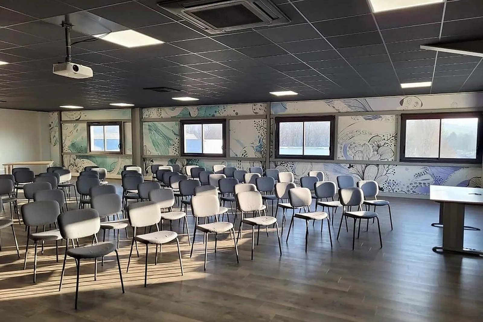 Lieux événementiels, KARL GUSTAV