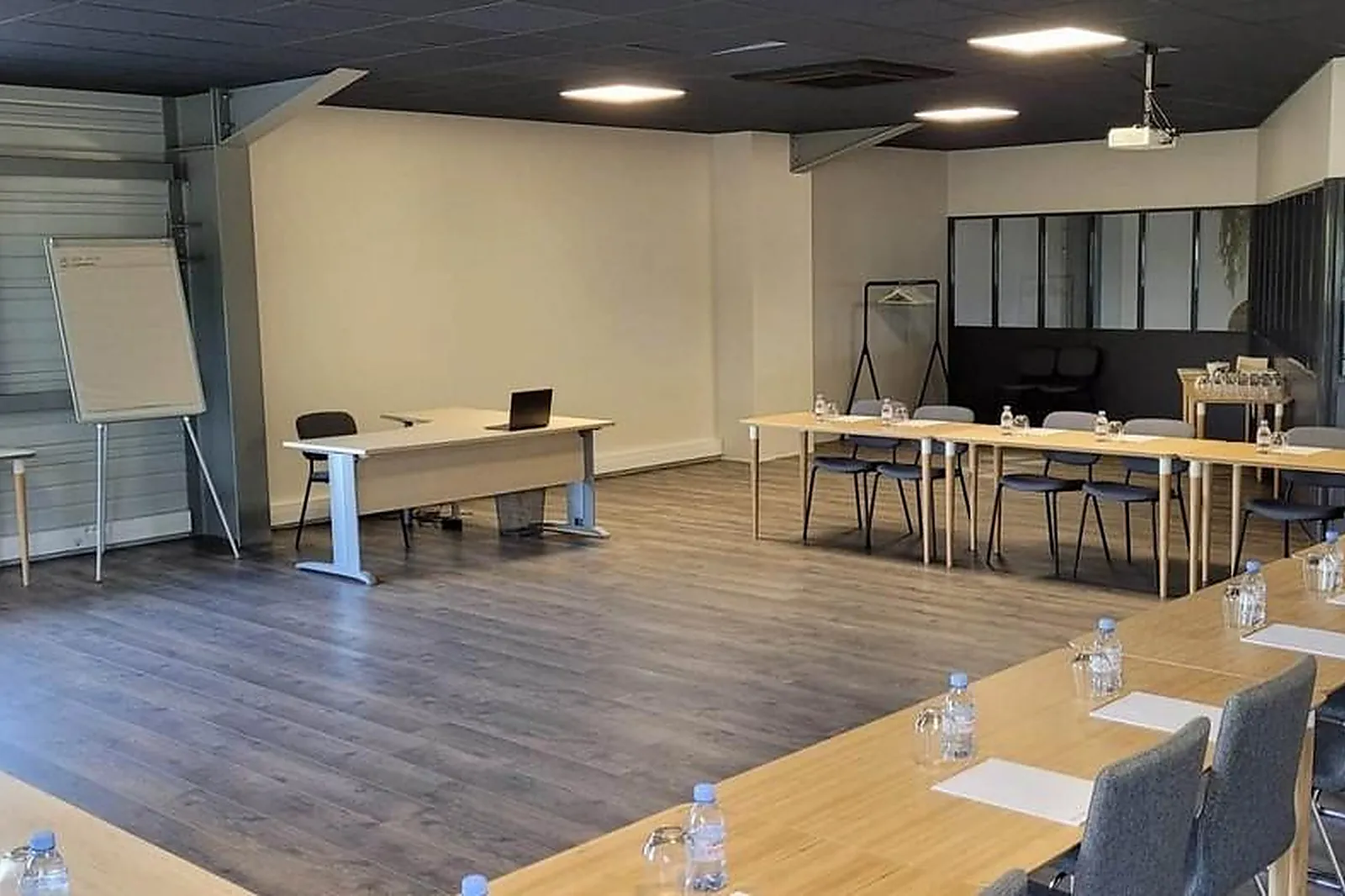 Lieux événementiels, KARL GUSTAV