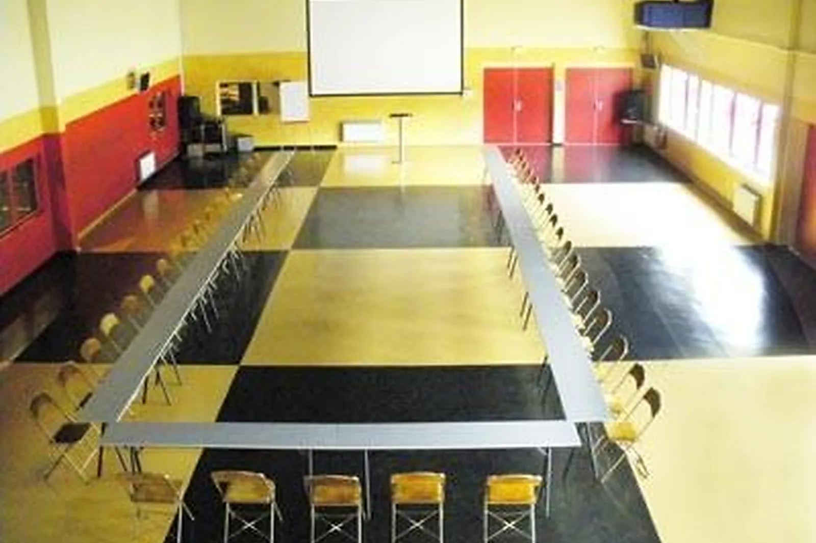 Lieux événementiels, KARTING BUFFO LES ETARDS