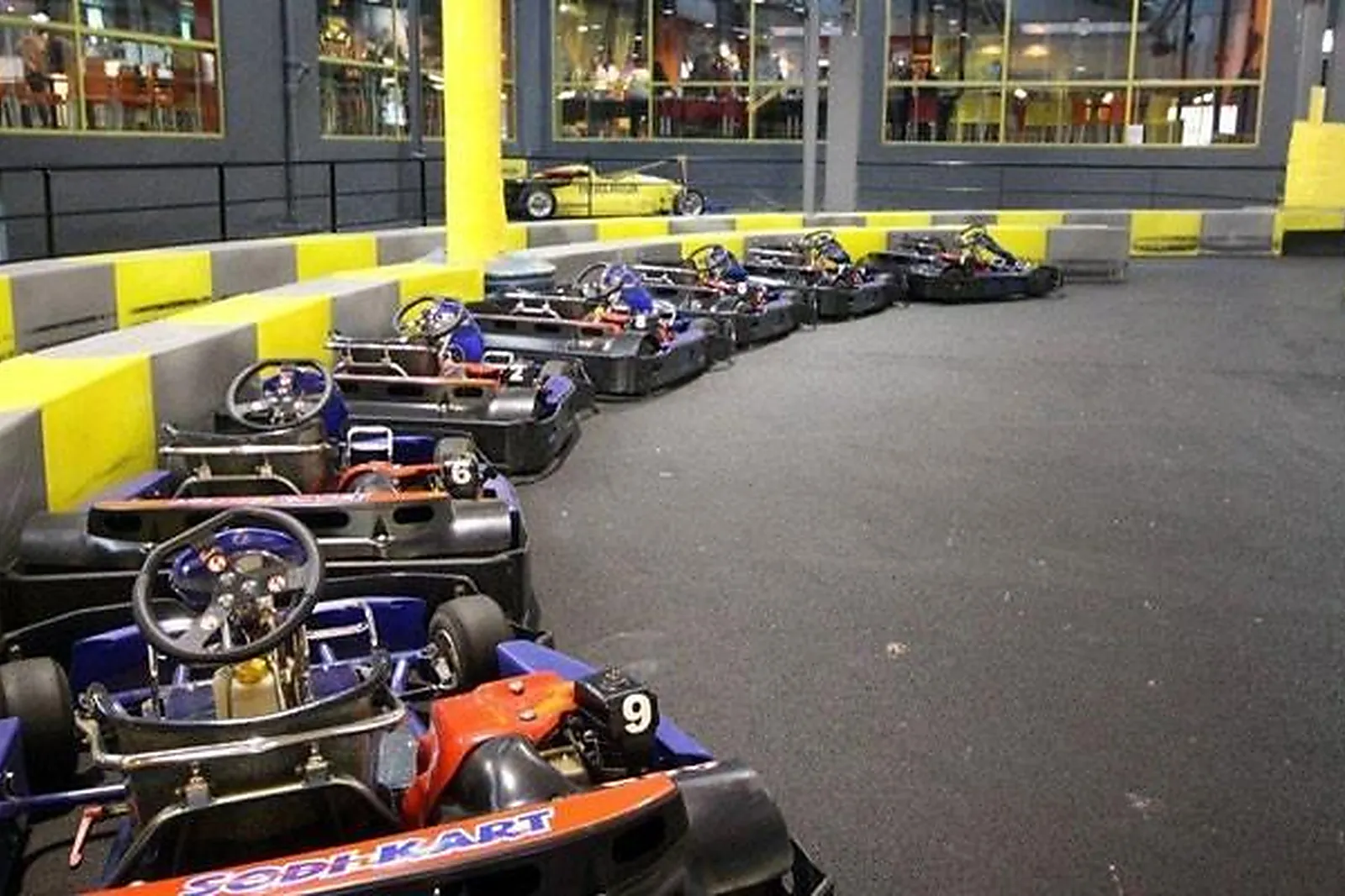 Lieux événementiels, KARTING INDOOR PROVENCE