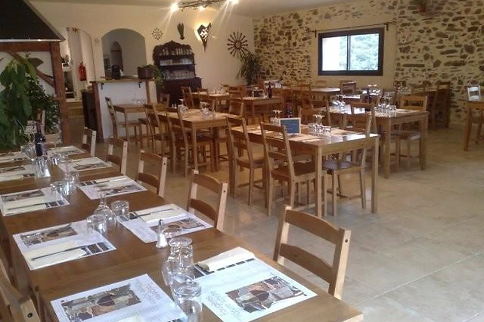 Lieux événementiels, KARTING DE CAUSSINIOJOULS