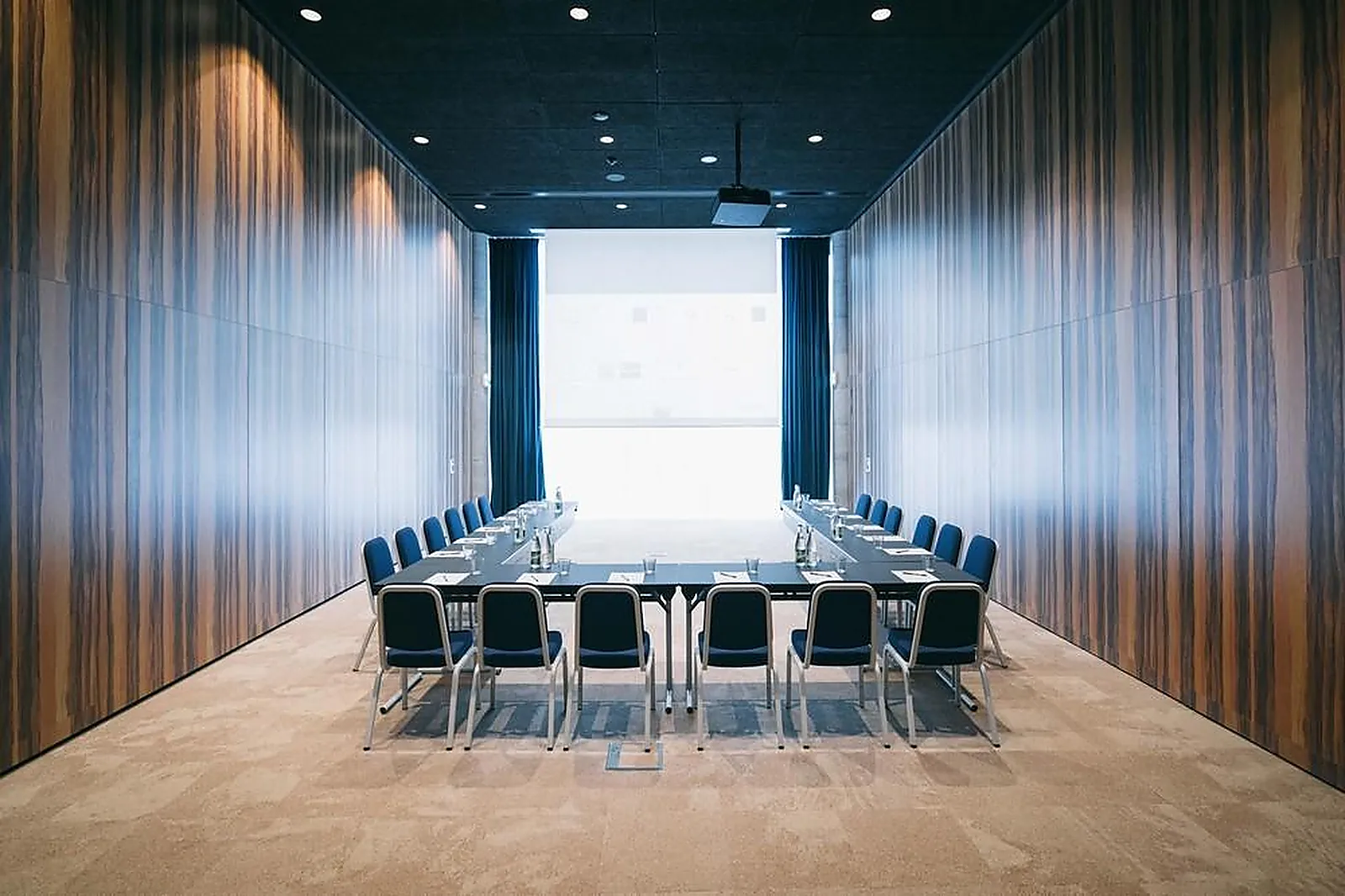 Lieux événementiels, KOPSTER COLOMBES