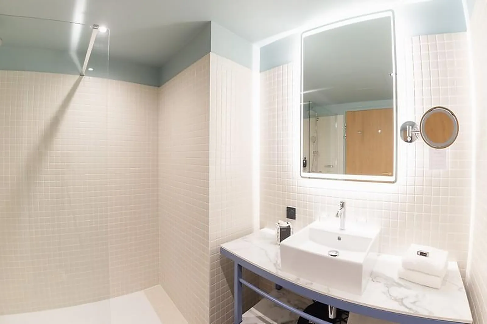 Lieux événementiels, KOPSTER COLOMBES